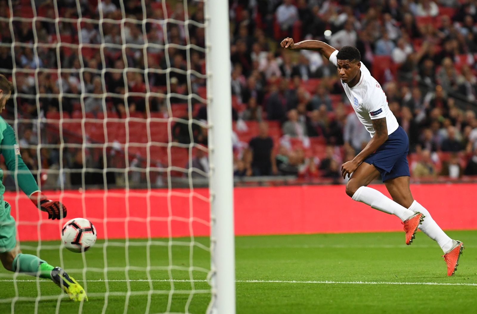 Las imágenes del Inglaterra-España