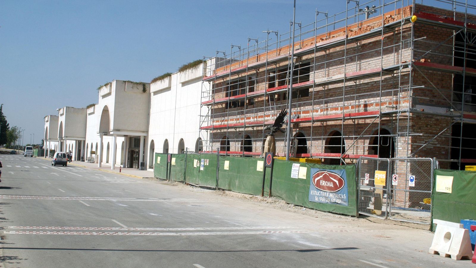 El Aeropuerto, durante las obras de renovación