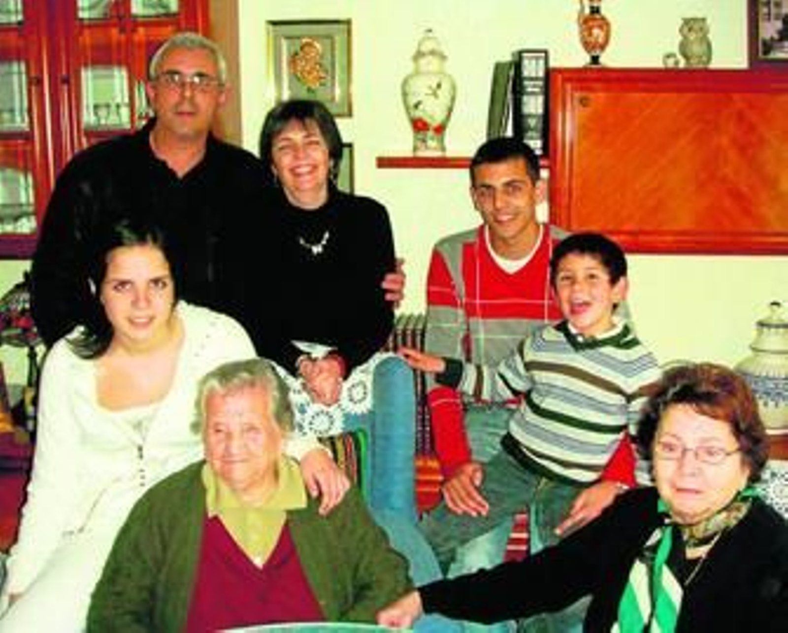 Lucía Gómez presume de sus 103 años