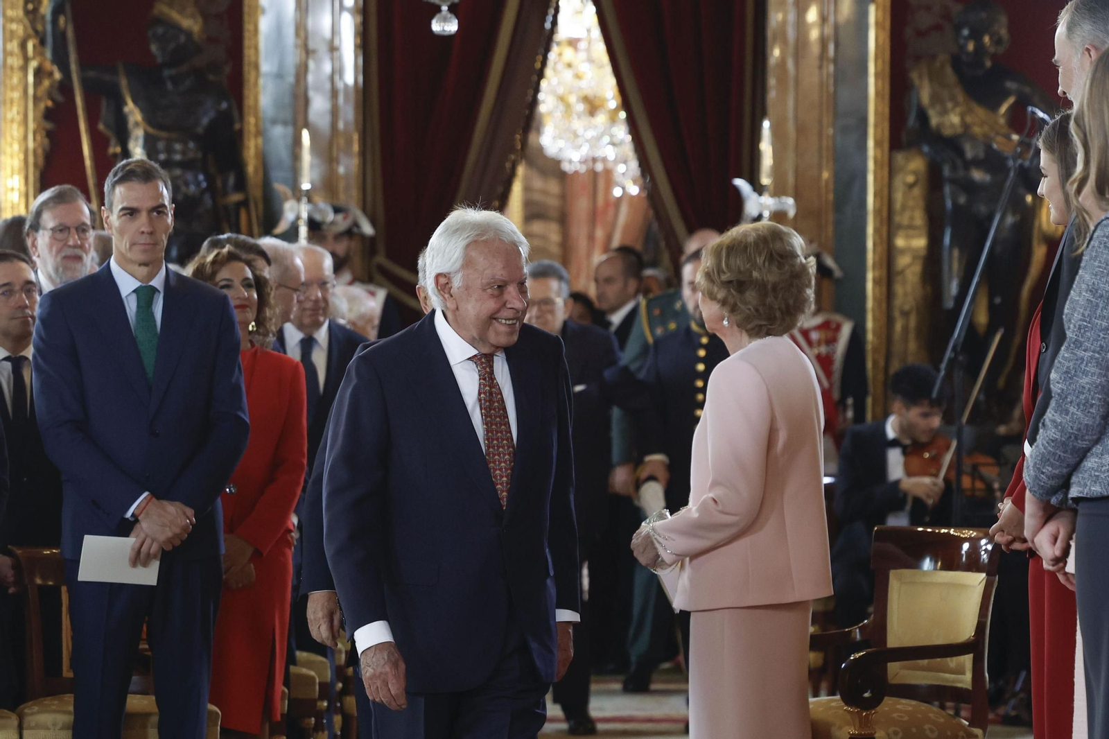 Acto central del 50 aniversario de la restauración de la monarquía