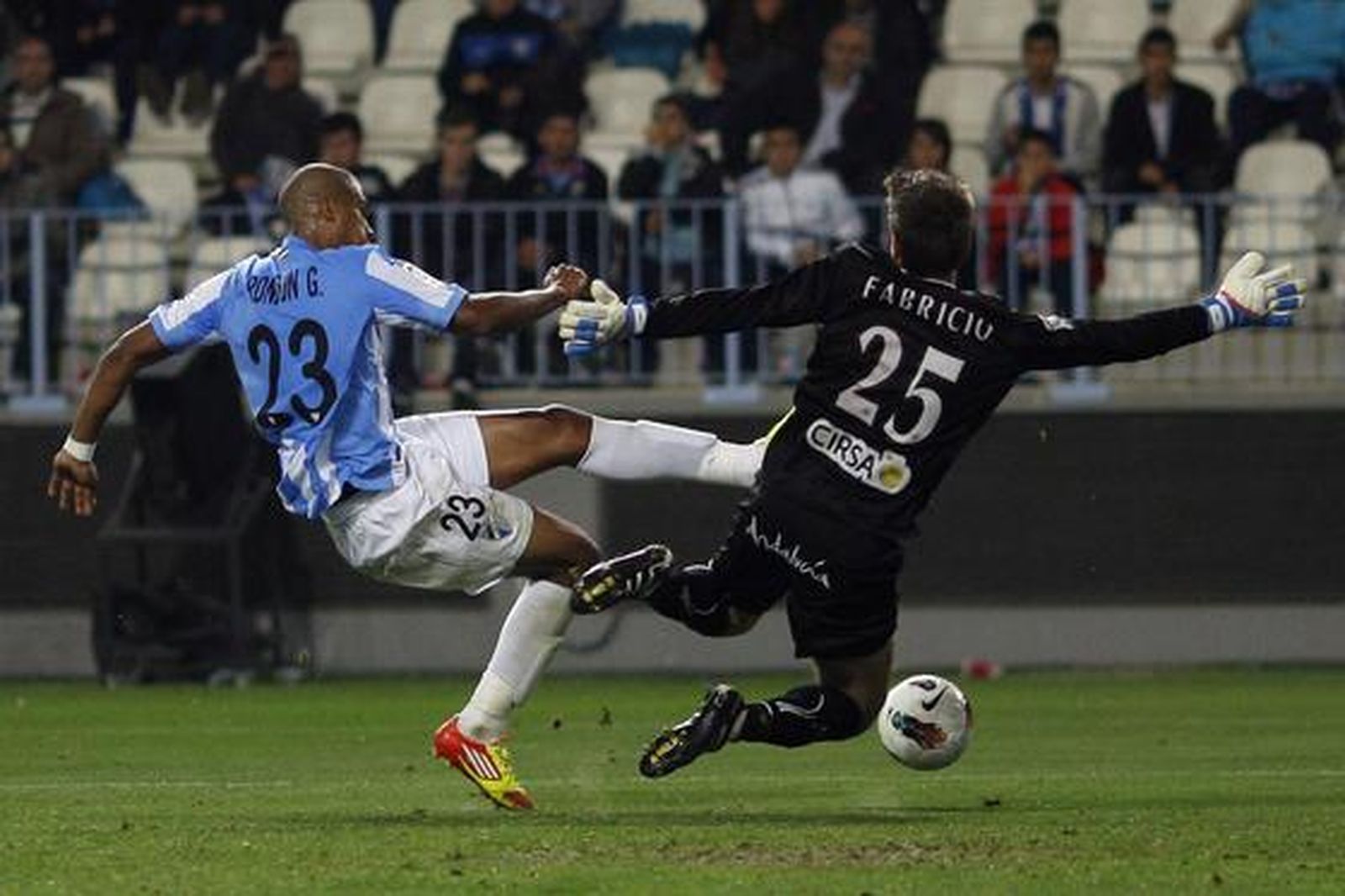 El Betis vence al Málaga en La Rosaleda (0-2). / Reuters