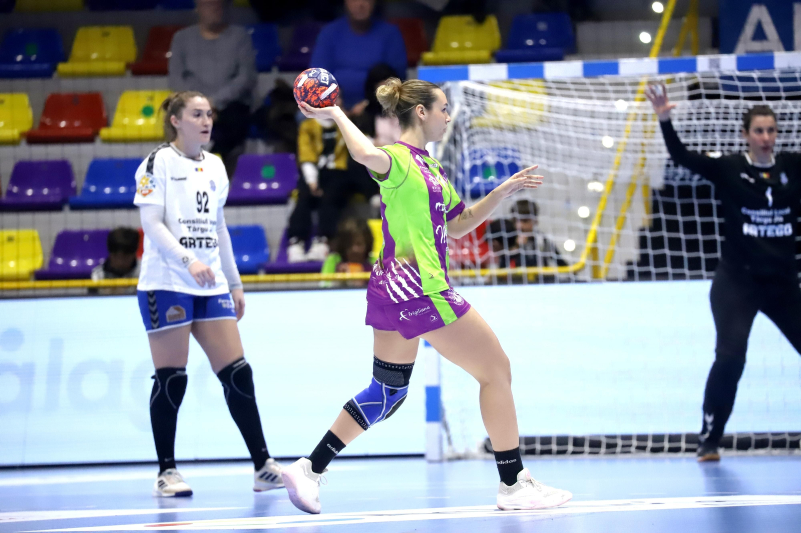 El Costa del Sol Málaga - Targu Jiu de la EHF European League, en fotos
