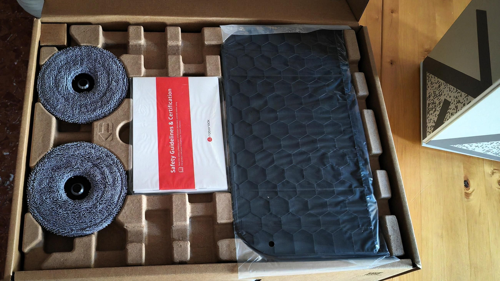 Robor aspirador Roborock Saros Z70