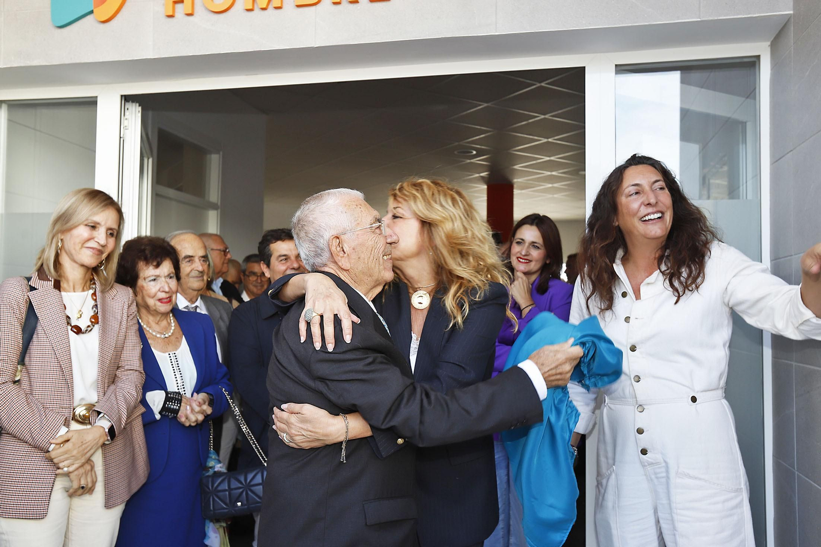 Imágenes de la inauguración del nuevo edificio de Proyecto Hombre en Huelva