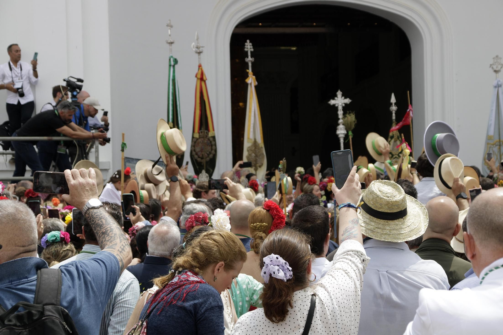 Así se vive la romería en las casas de la aldea