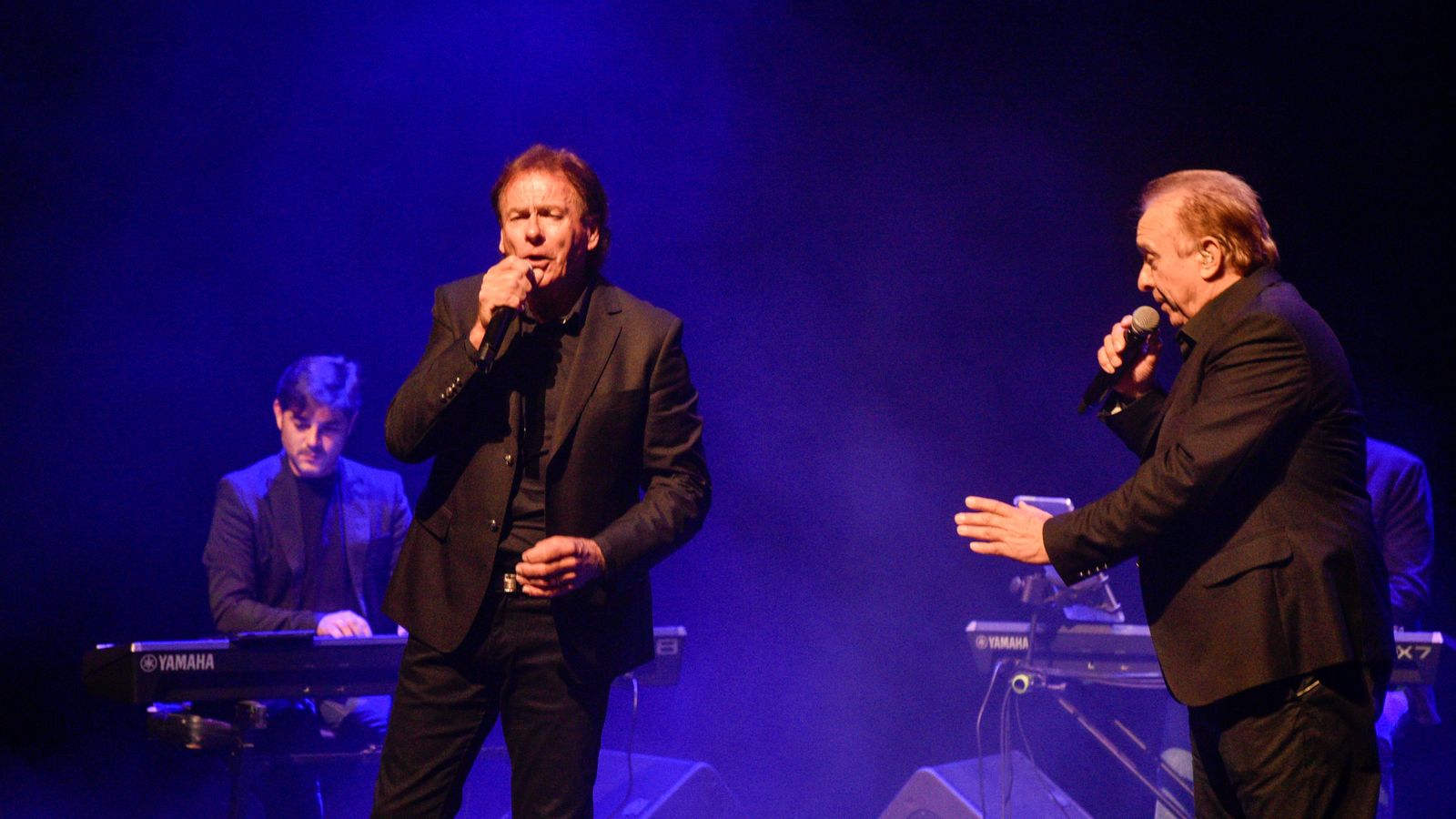 Ecos del Rocio el concierto en la Línea