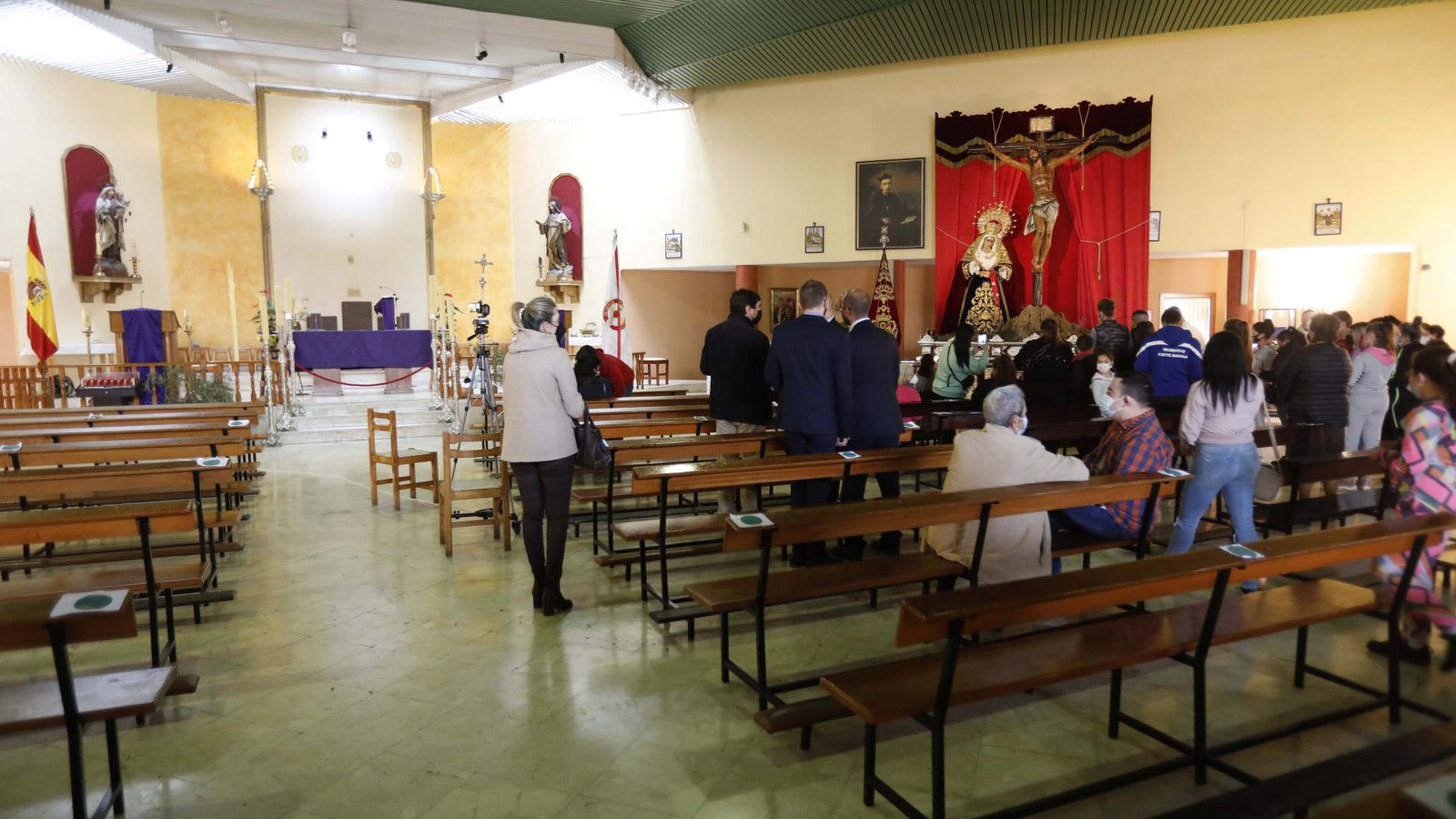 Fotos del Miércoles Santo en La Línea: Medinaceli, Huerto y Amor, Abandono y Mayor Dolor