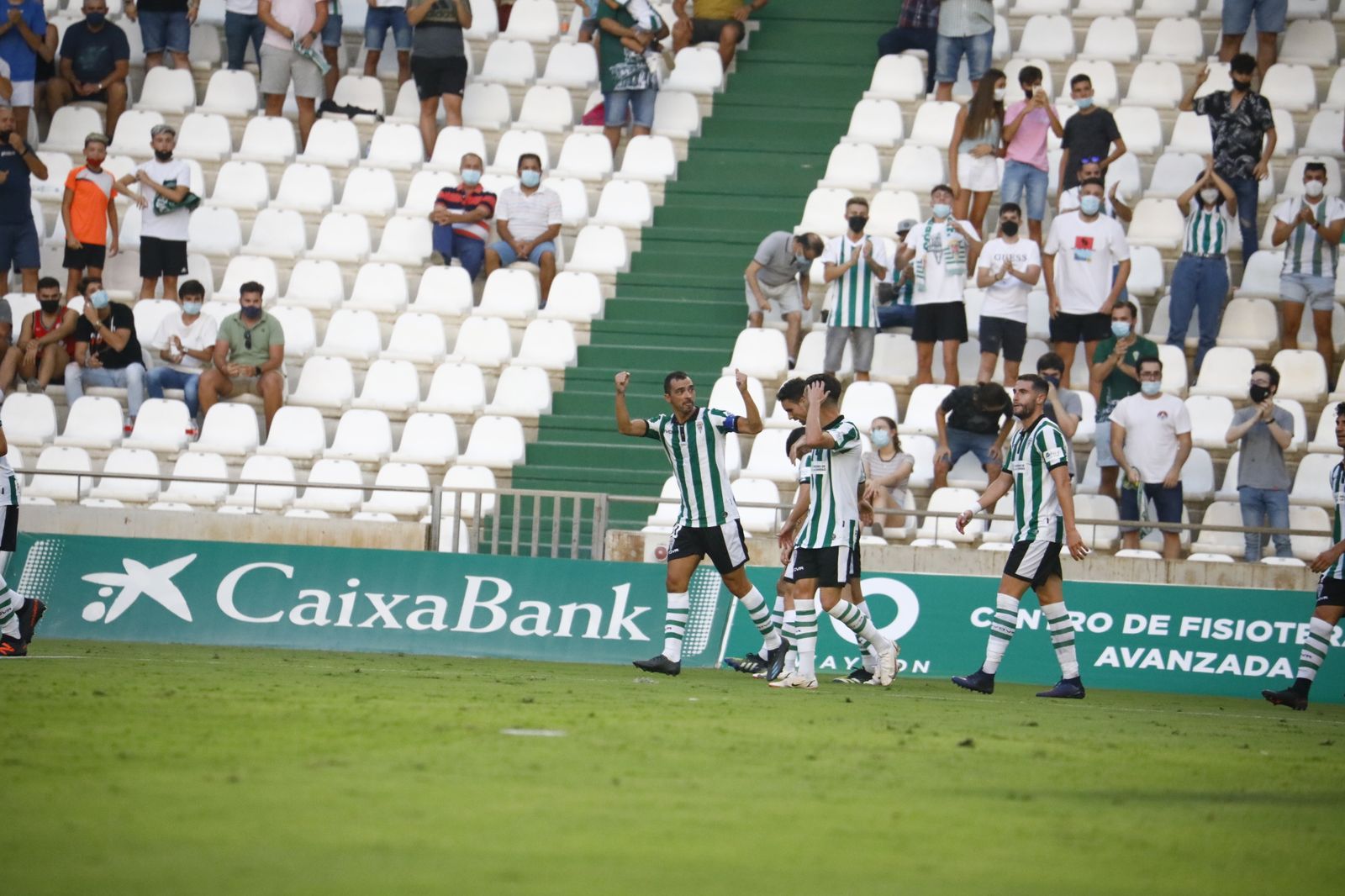 La victoria del Córdoba CF ante el Cádiz B, en imágenes
