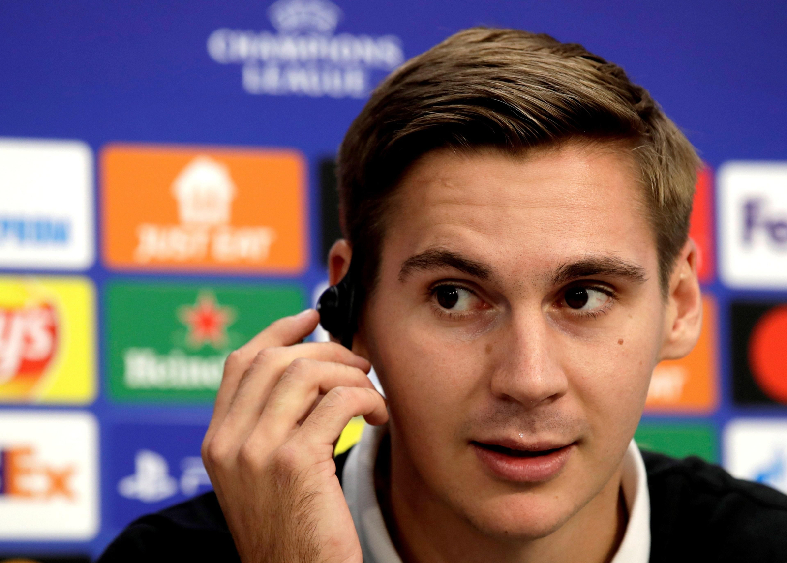 Wöber, durante su comparecencia en la sala de prensa del estadio nervionense.