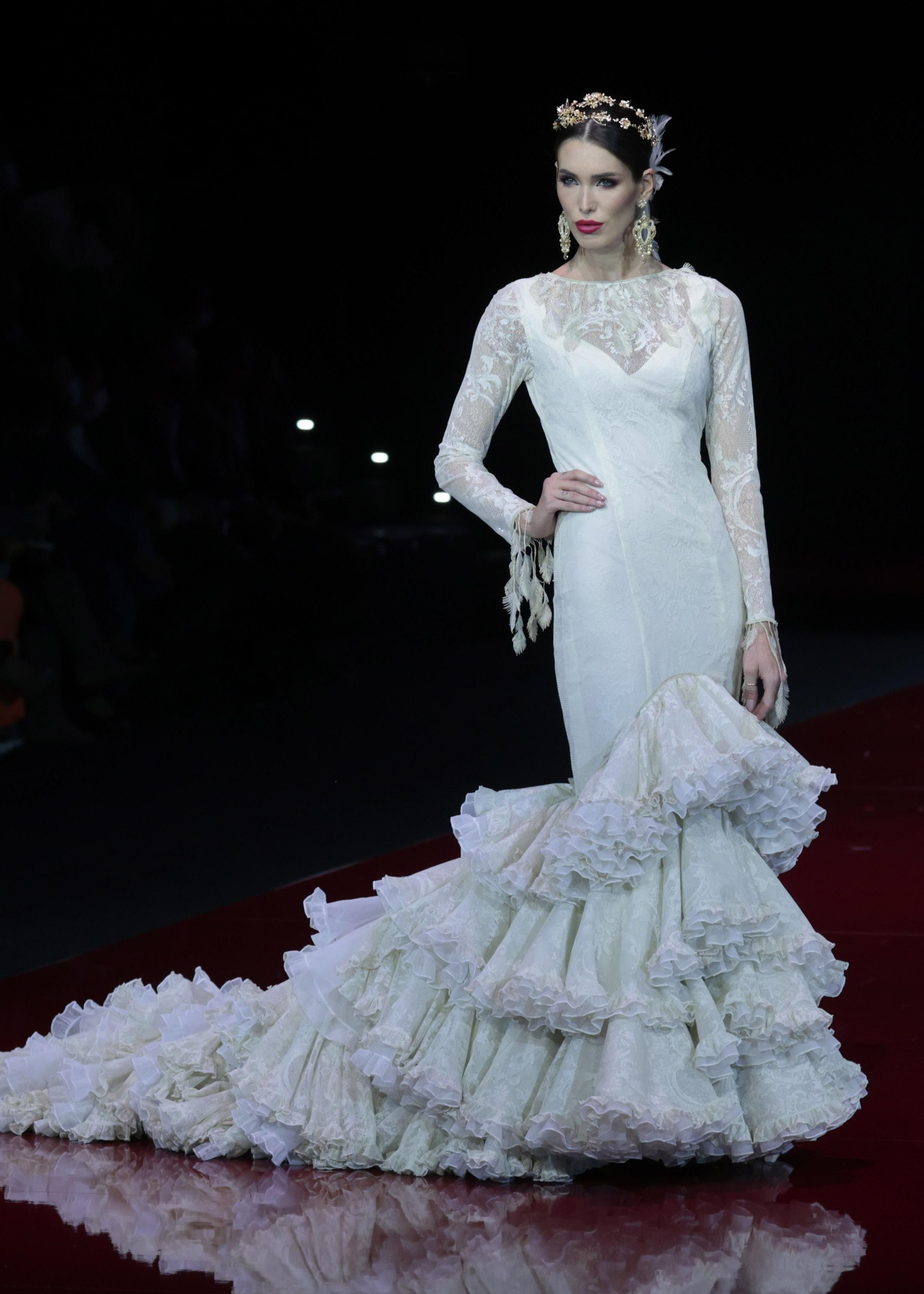 El desfile de Maricruz y Montecarlo  en SIMOF 2022, todas las fotos