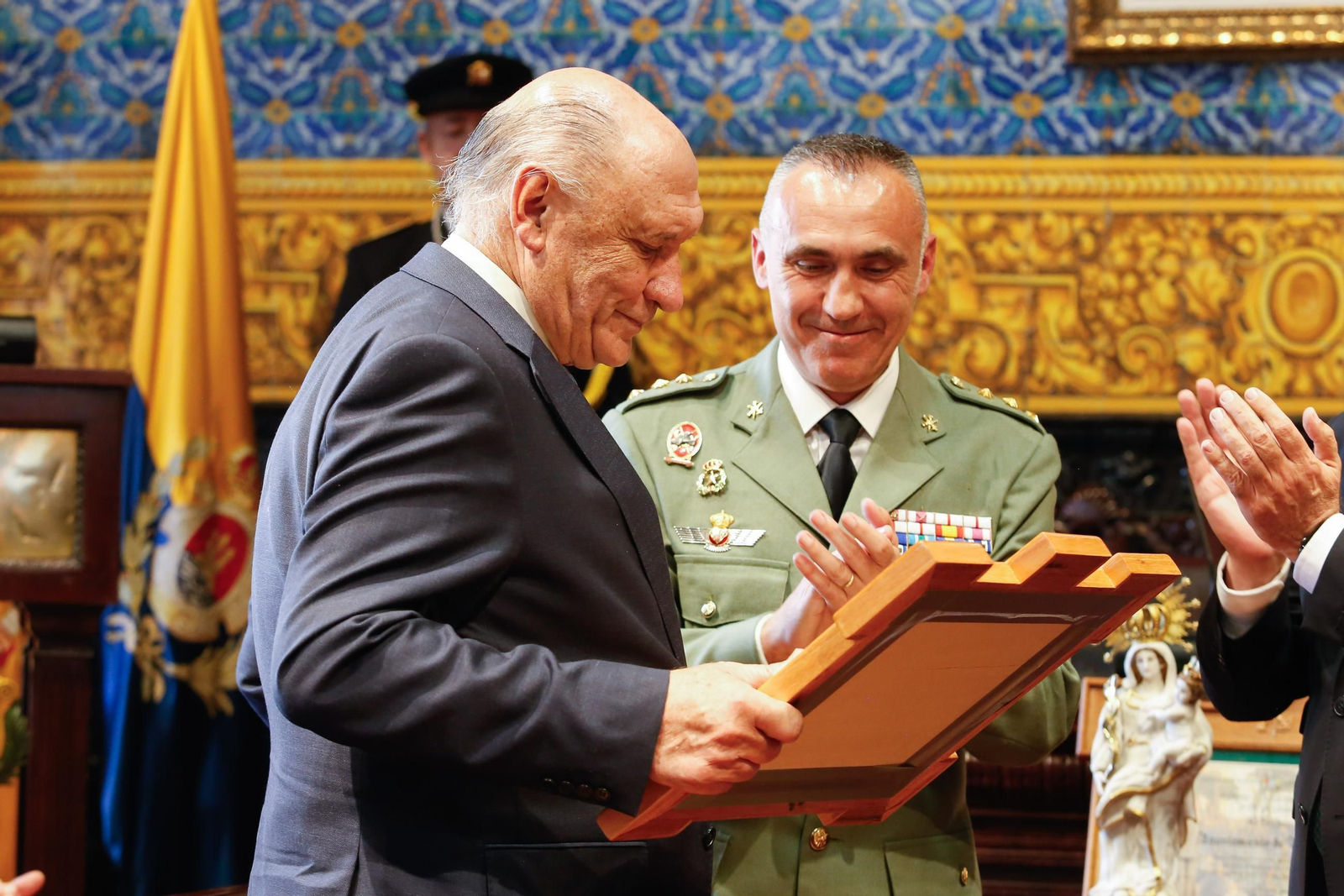 Fotos del Lunes Santo en Algeciras: La legión