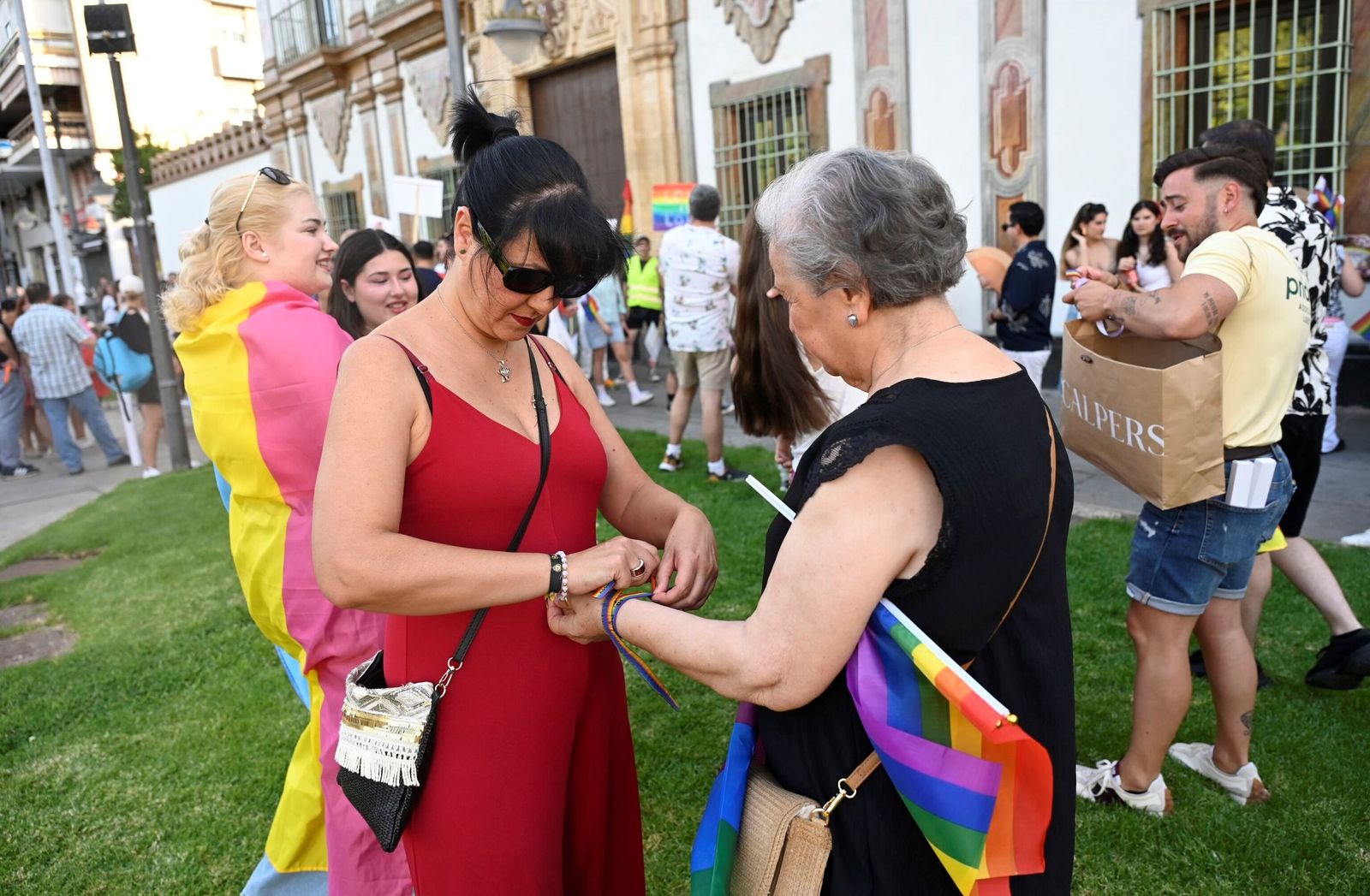 La Marcha del Orgullo 2026 recorre las calles de Córdoba, en imágenes