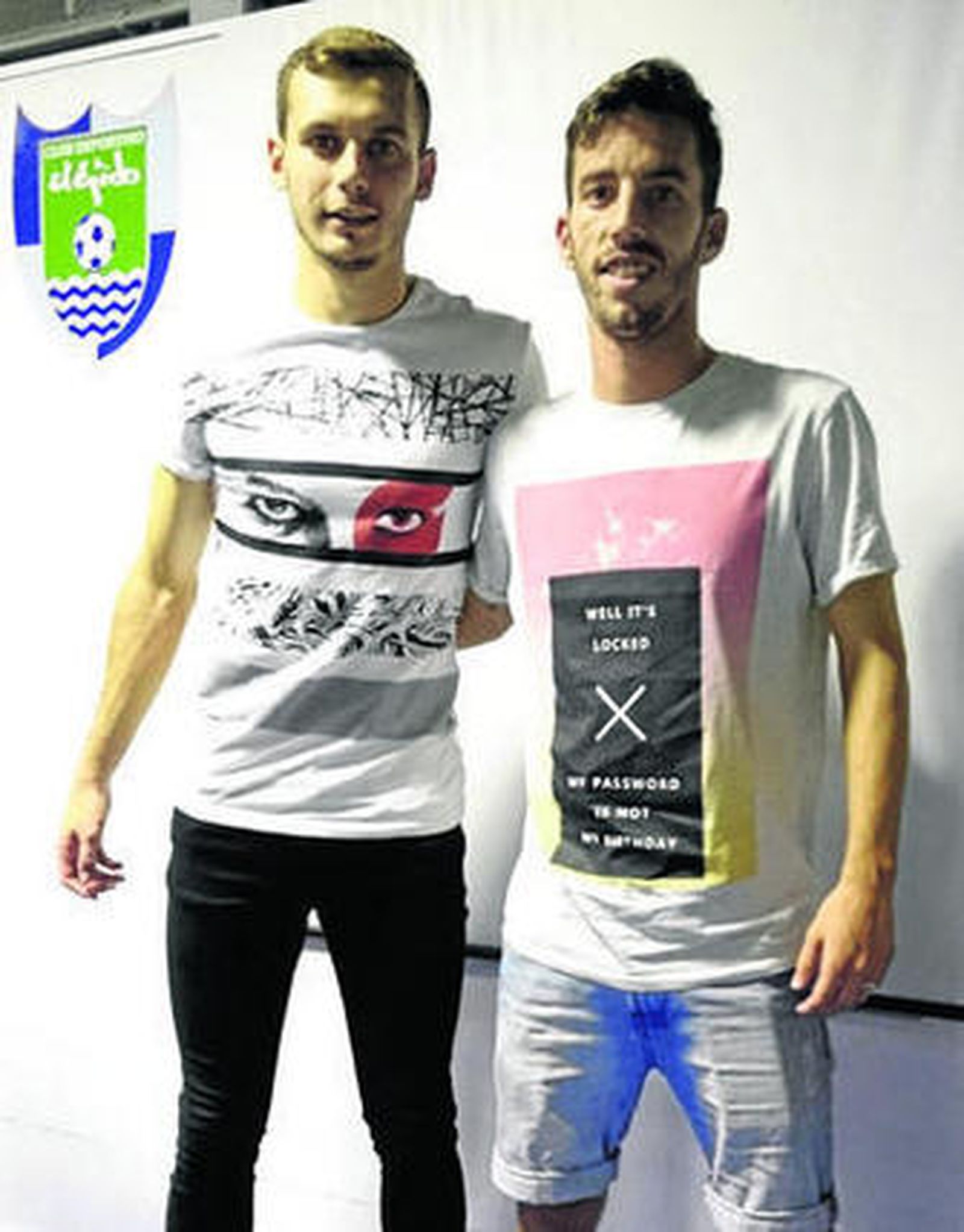 Alfonso y Álvaro posan para este diario en la sala de prensa de Santo Domingo.