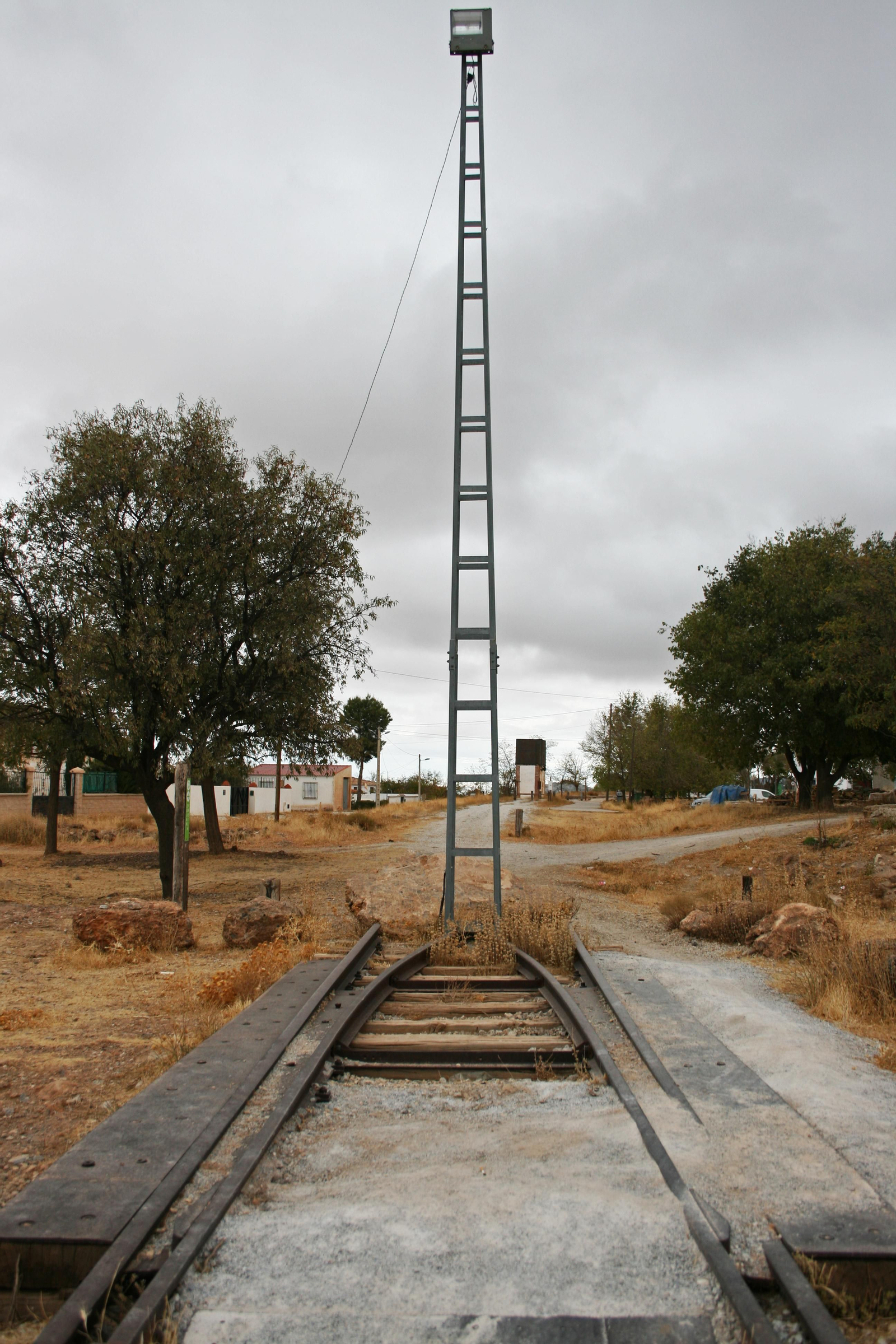 Fotos: el patrimonio ferroviario abandonado de la línea de tren Guadix-Baza-Lorca