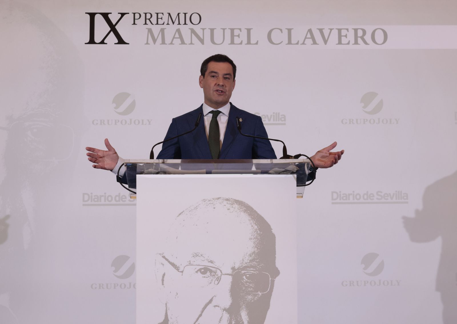 Imágenes del IX Premio Manuel Clavero