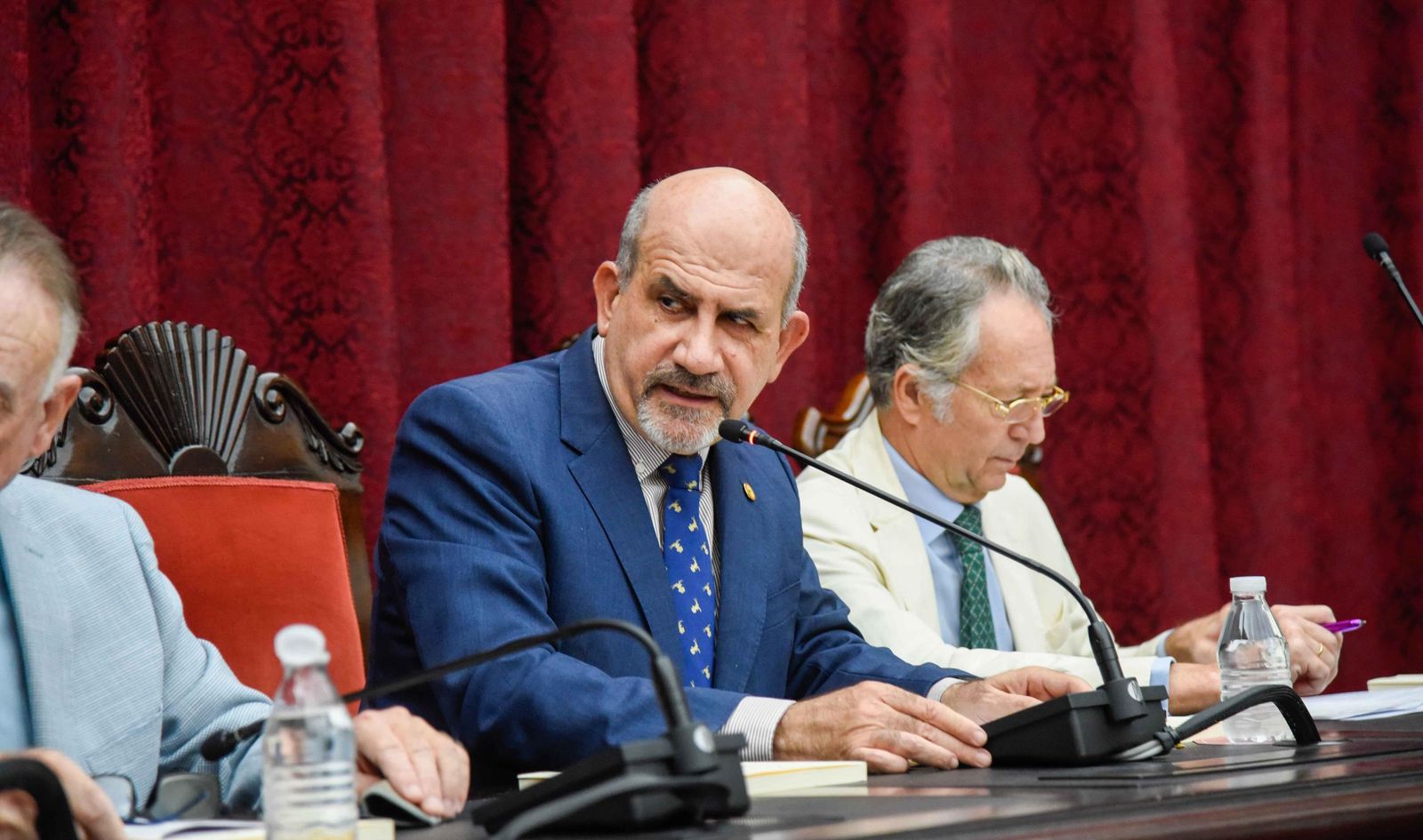 Presentación del libro 'Miradas inquietas', de Pablo Antonio Fernández