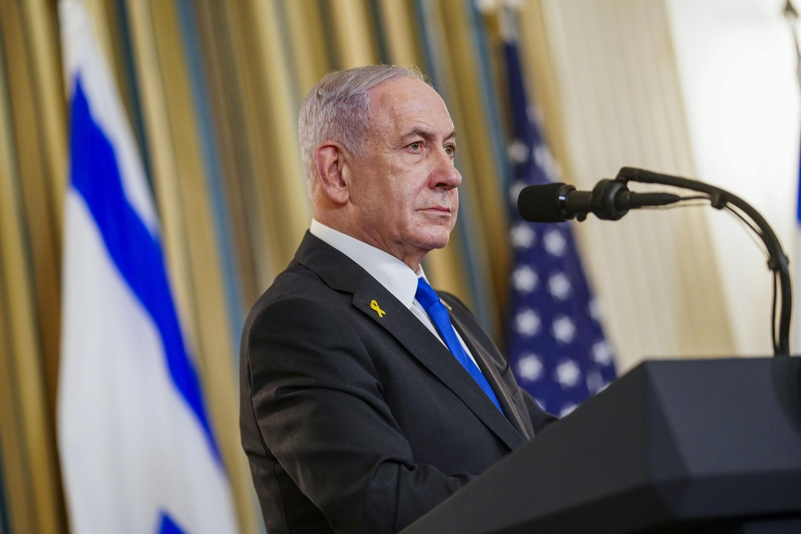 El primer ministro de Israel, Benjamin Netanyahu, ordena "ataques contundentes" en Gaza.