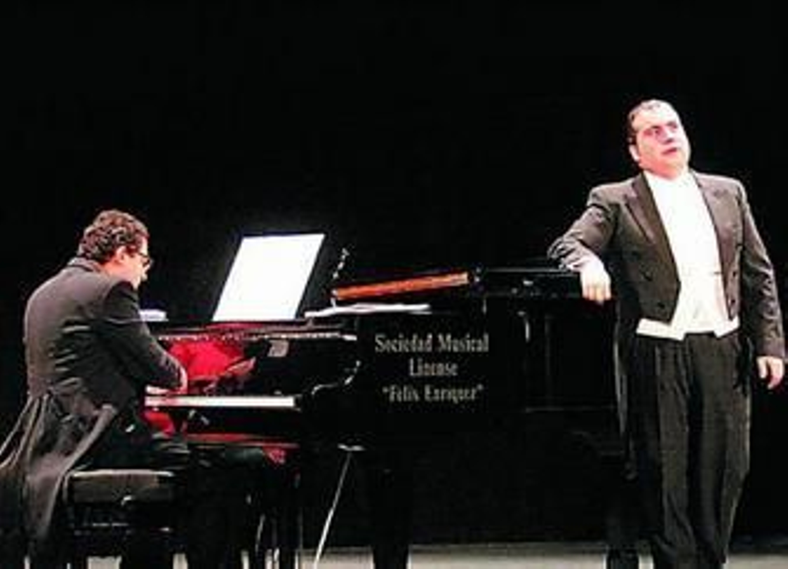 El barítono Luis Santana da un concierto lírico en Huelva El barítono Luis Santana da un concierto lírico en Huelva