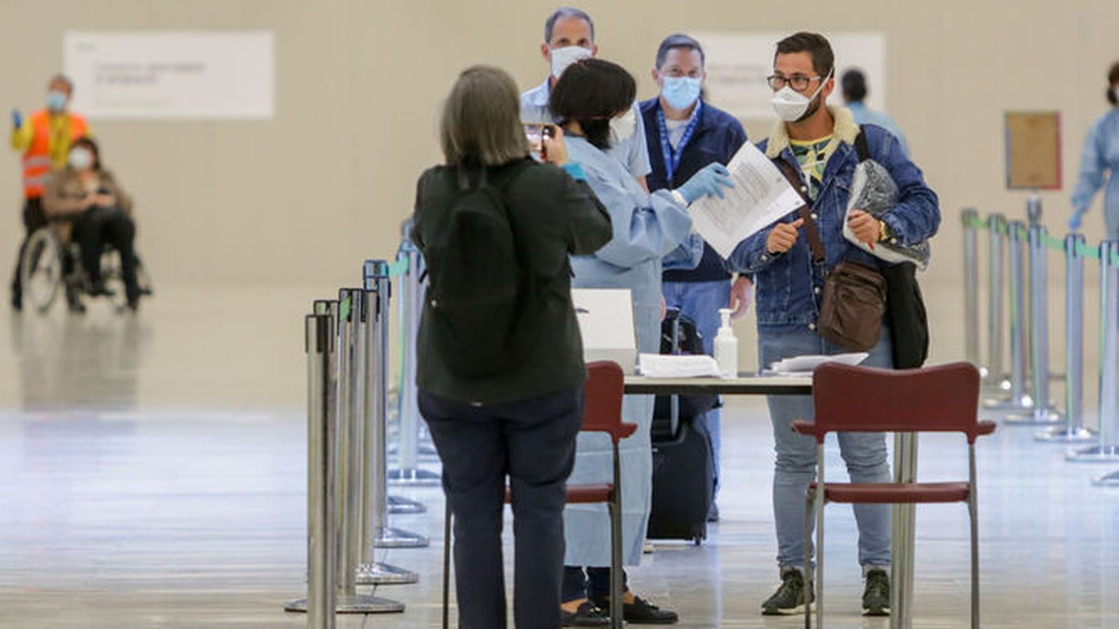 Controles Covid-19 en el aeropuerto de Barajas
