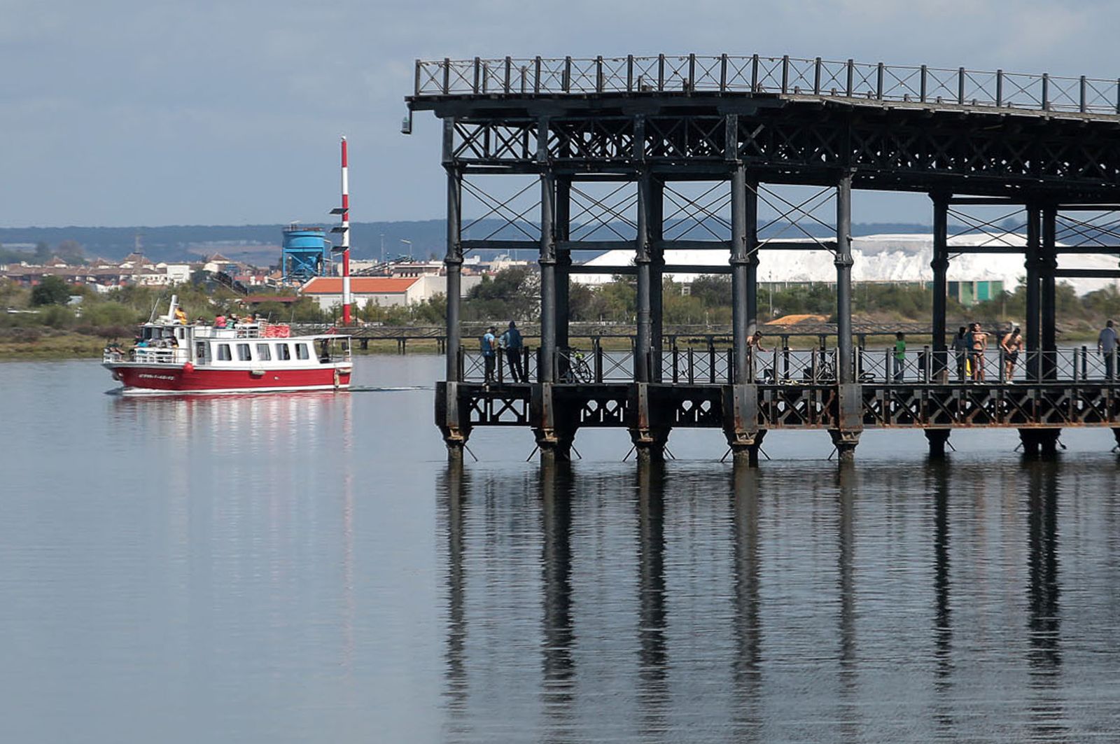 Imágenes del ambiente en Huelva en la mañana del sábado