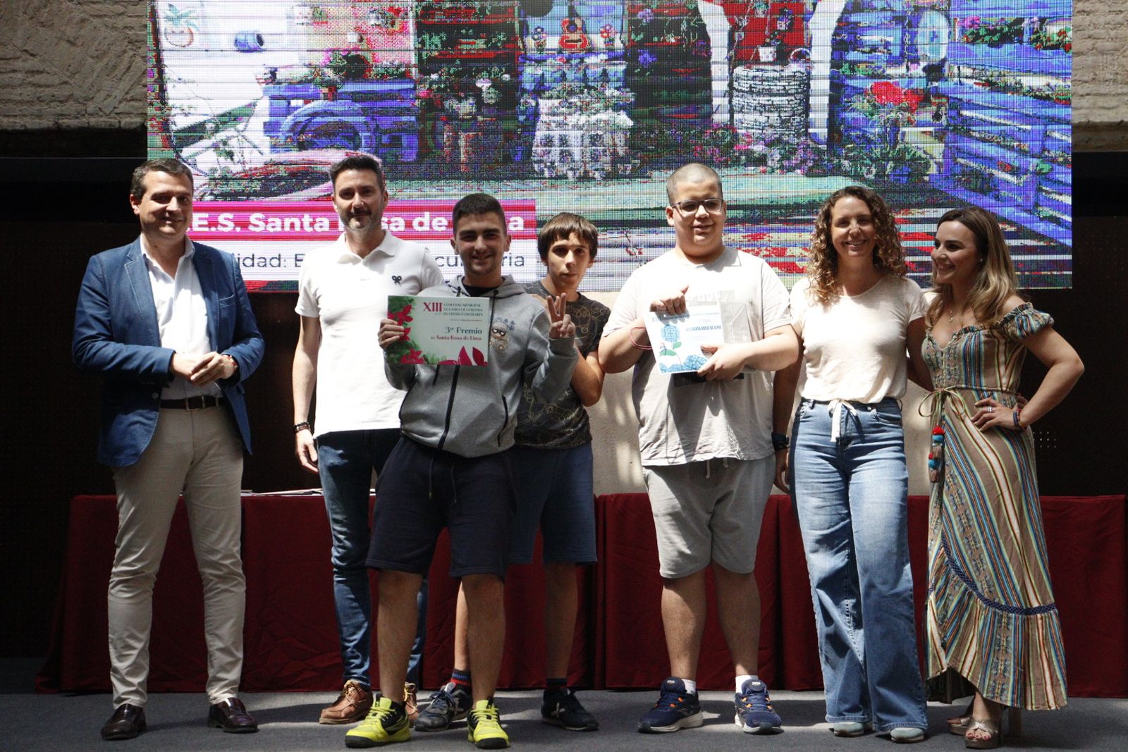 Los patios de colegios e institutos de Córdoba reciben sus premios