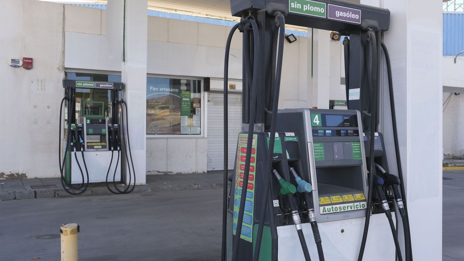 Hace más de un mes que esta gasolinera dejó de tener actividad.