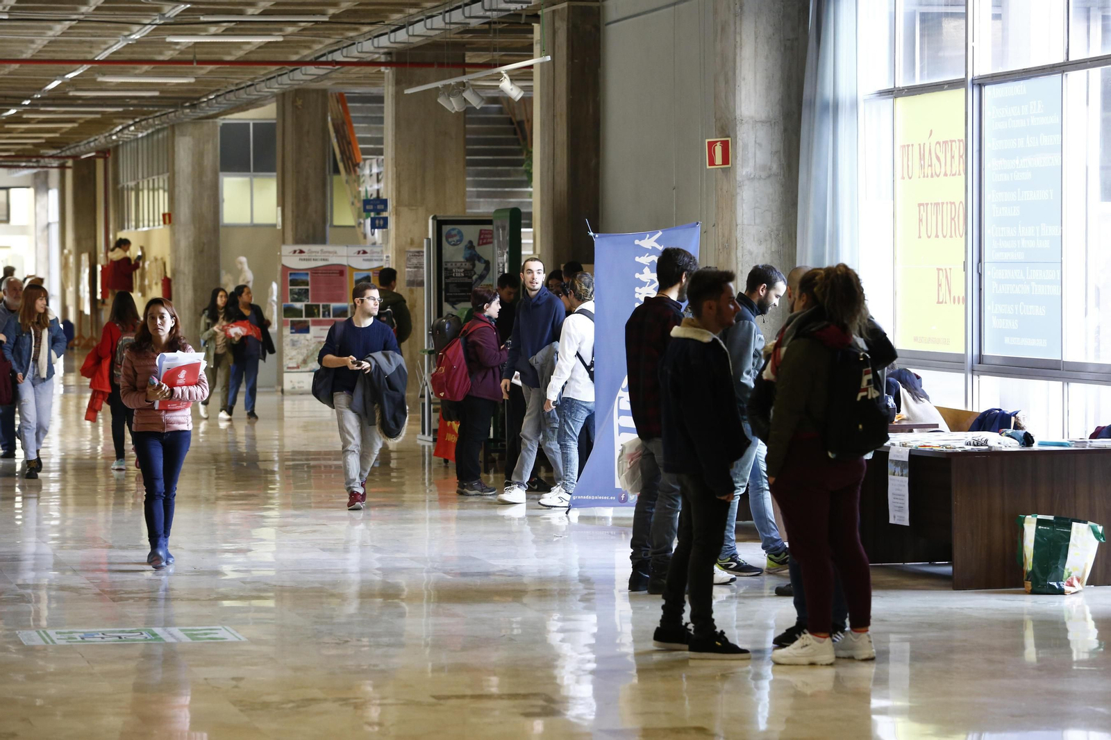 Estudiantes en Filosofía y Letras.