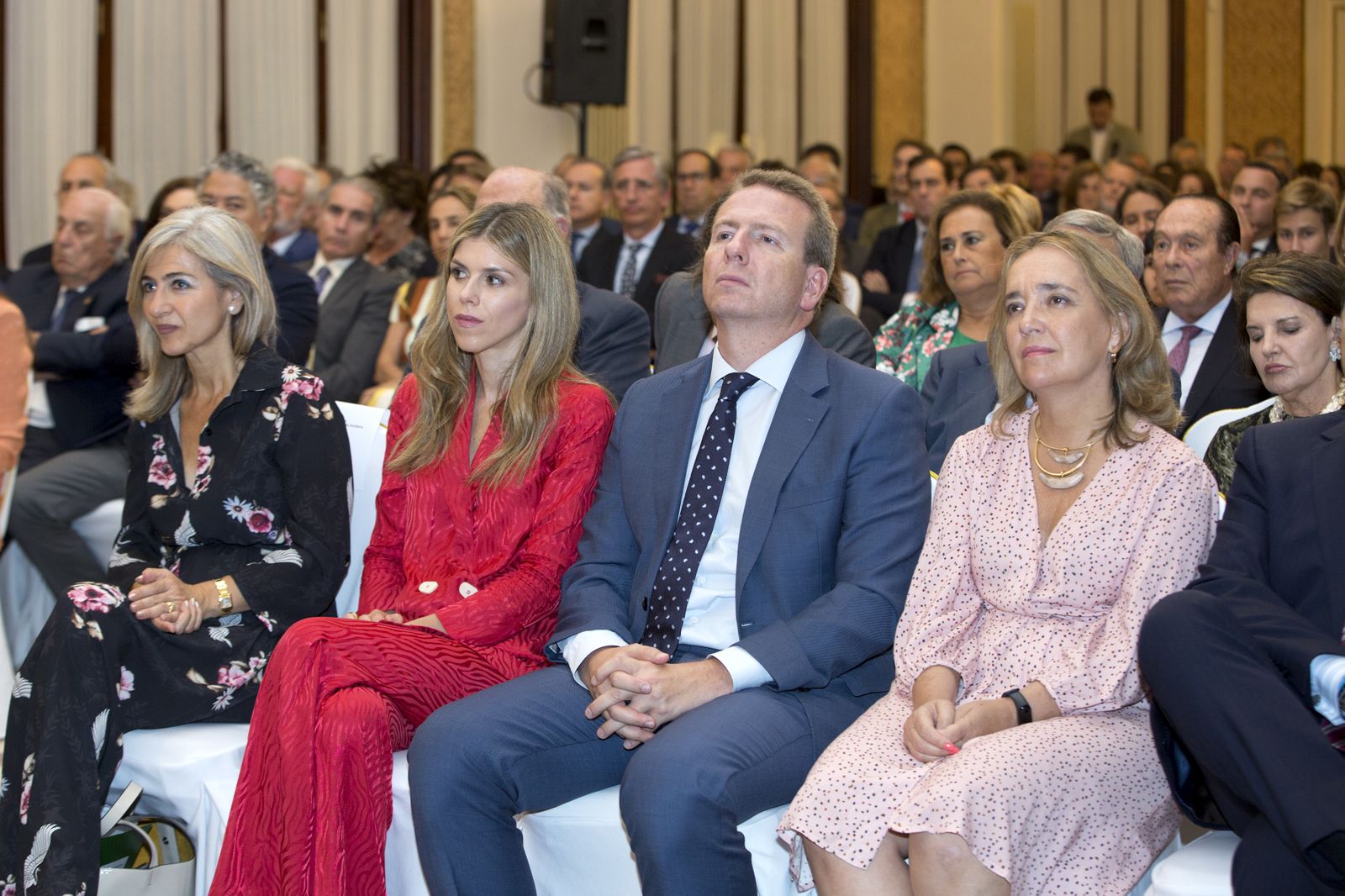 Las imágenes de la entrega de la Beca Manuel Olivencia