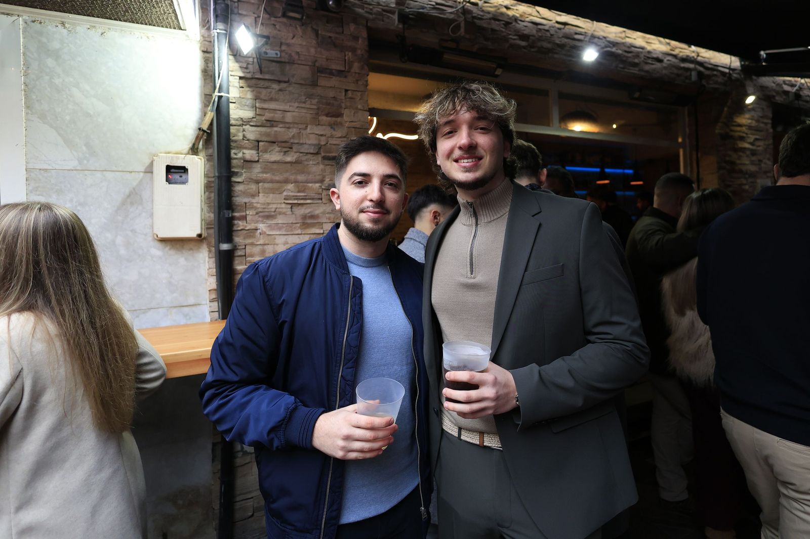 Búscate en las fotos del ambiente en el centro de La Línea antes de la Nochevieja