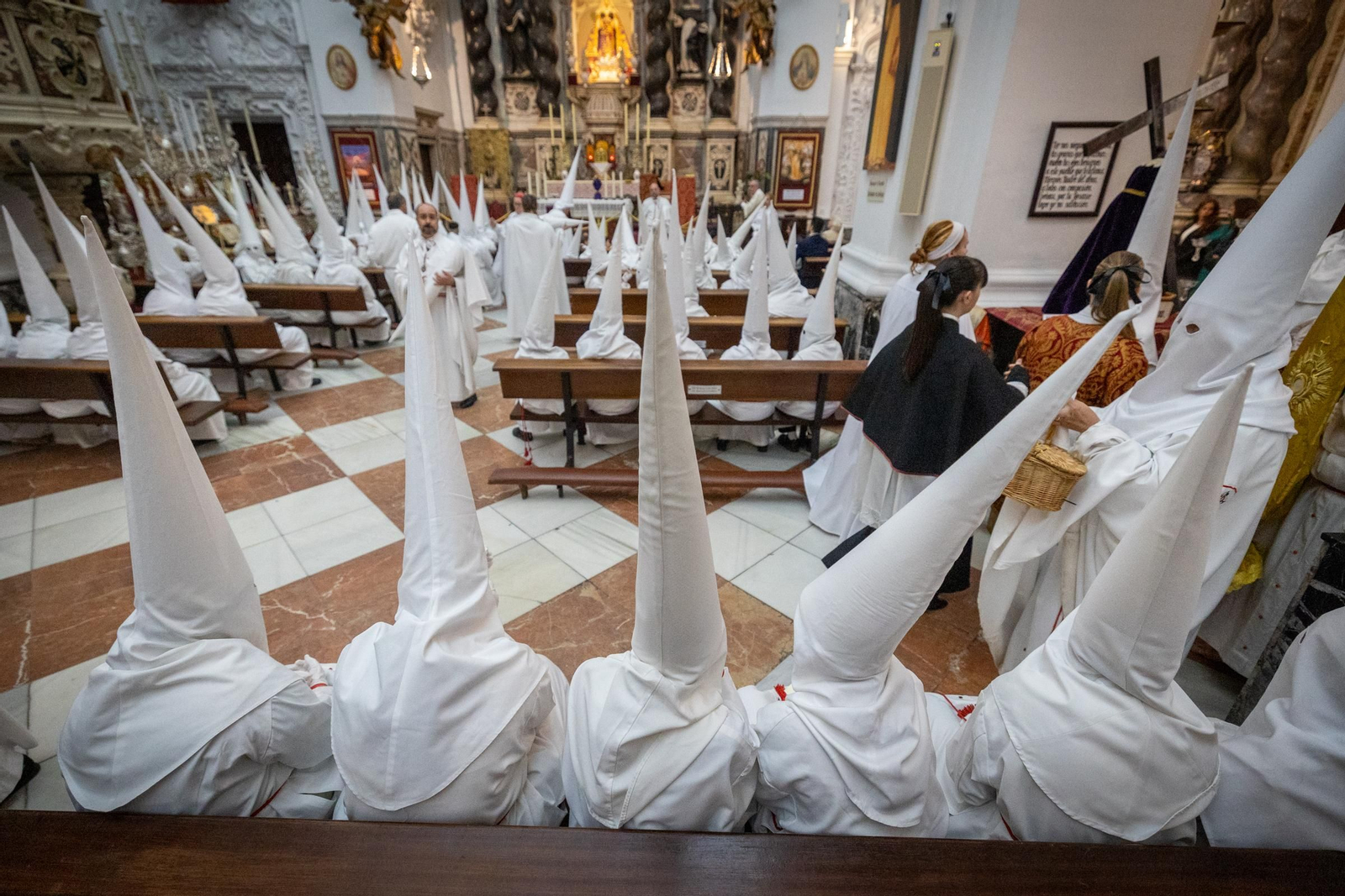 Las imágenes de la cofradía de la Sagrada Cena en la Semana Santa de Cádiz de 2024 Las imágenes de la cofradía de la Sagrada cena en la Semana Santa de Cádiz de 2024