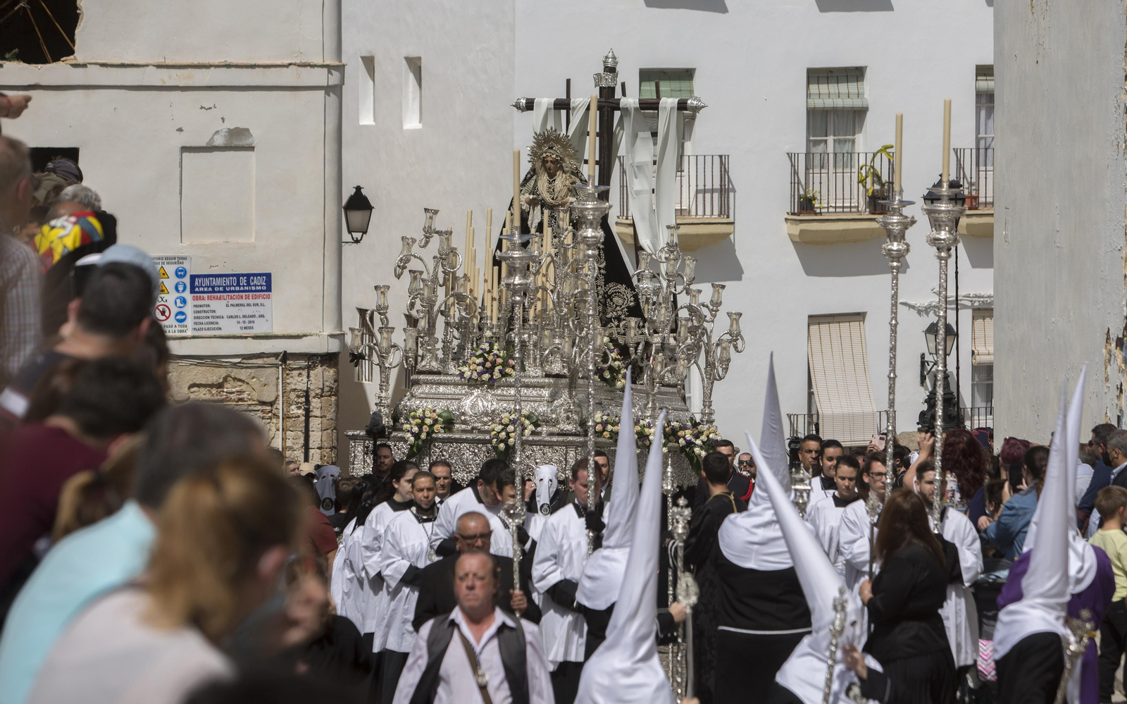 Las imágenes de la cofradía del Santo entierro en la Semana Santa de Cádiz 2022