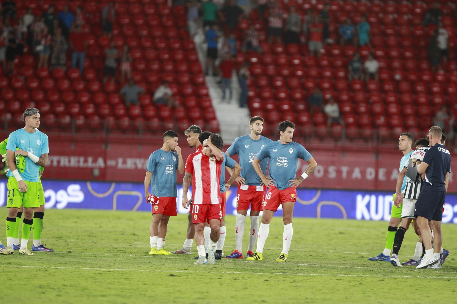 El partido U.D. Almería-C.D. Castellón en imágenes