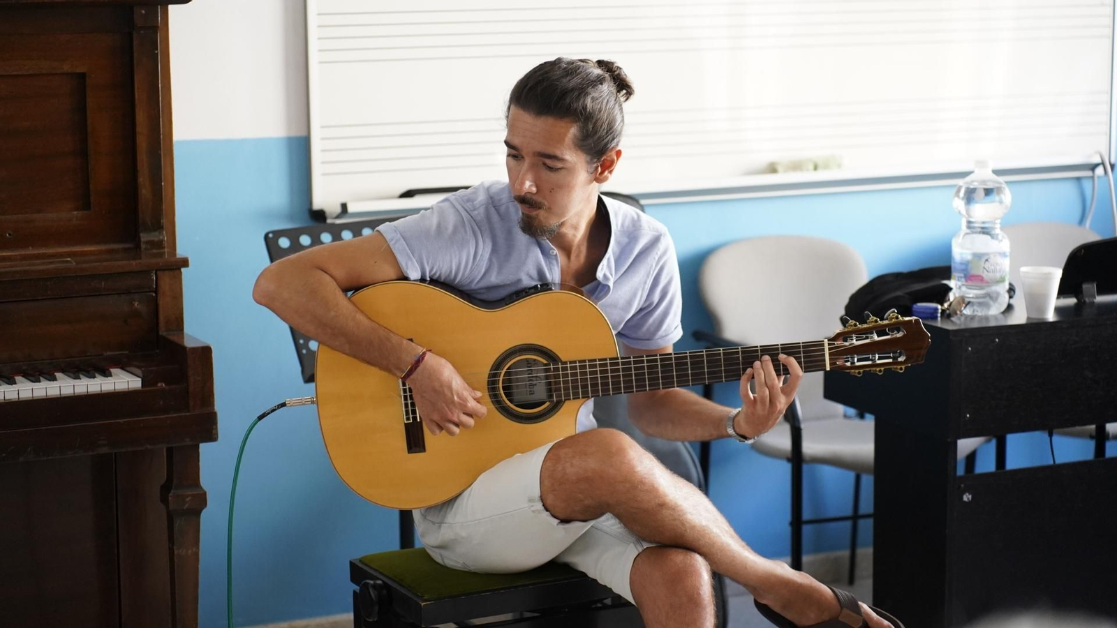 Fotos de las clases de flamenco de Flamenco Tours en la escuela Sánchez Verdú de Algeciras