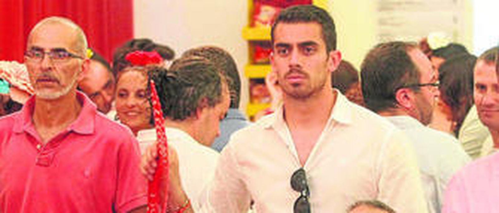 Romero sigue el partido de Segovia en la feria.