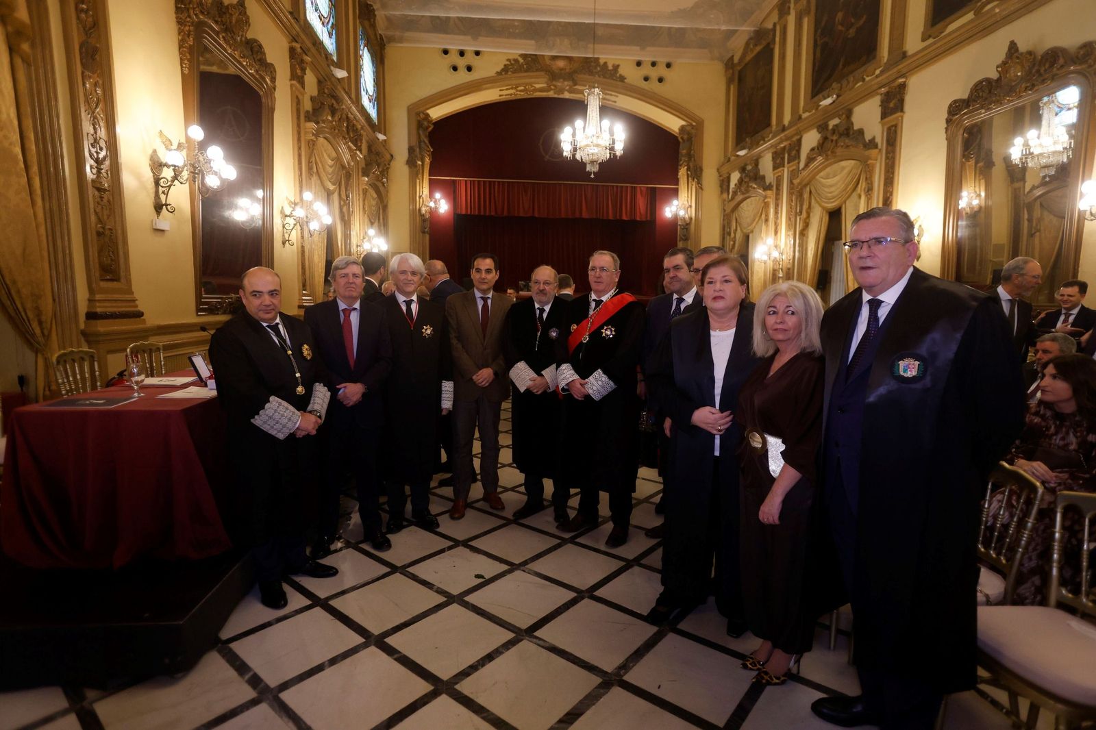 La imposición de las medallas al mérito en el Servicio de la Abogacía en Córdoba