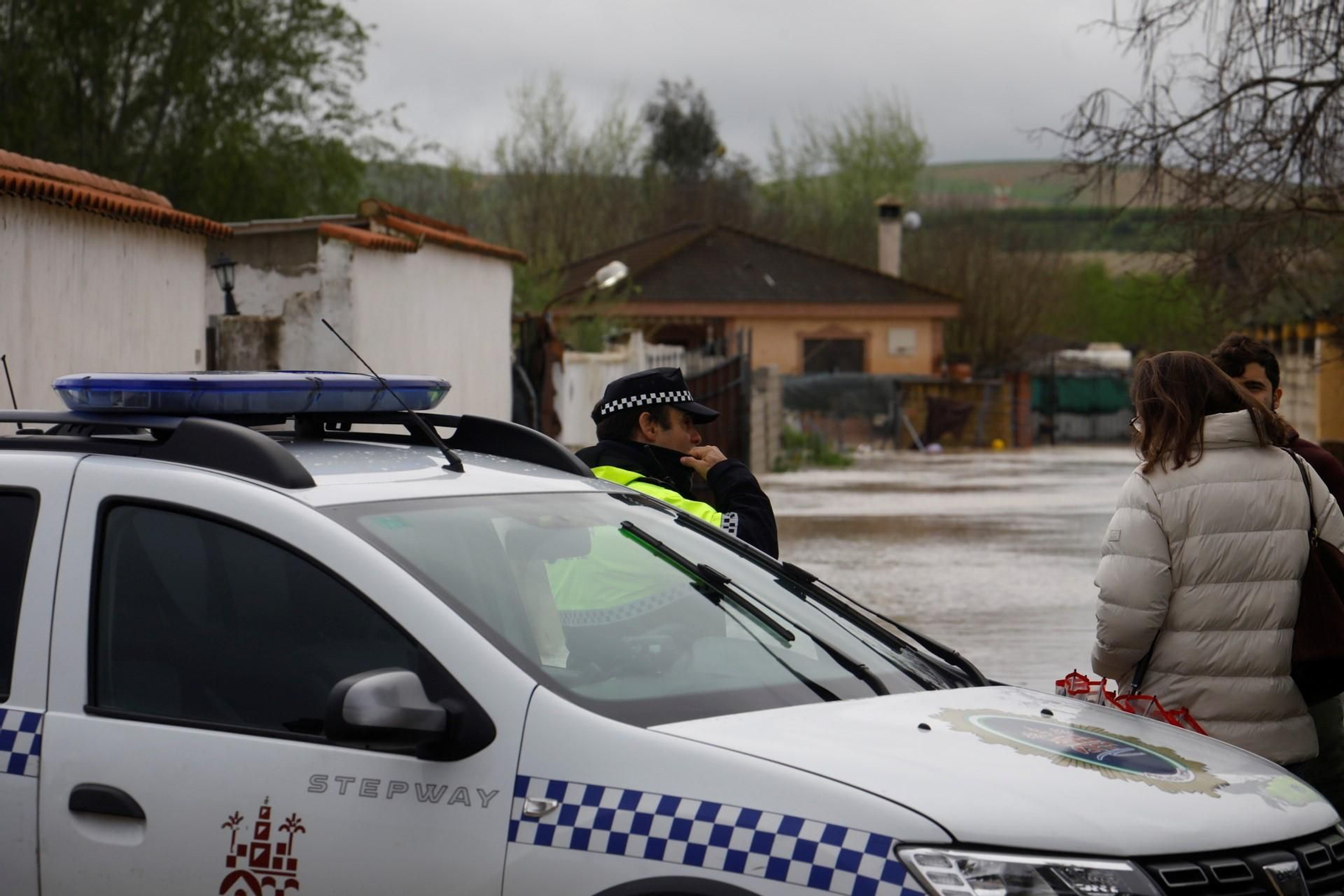 Las imágenes de las parcelaciones inundadas por la crecida del río Guadalquivir
