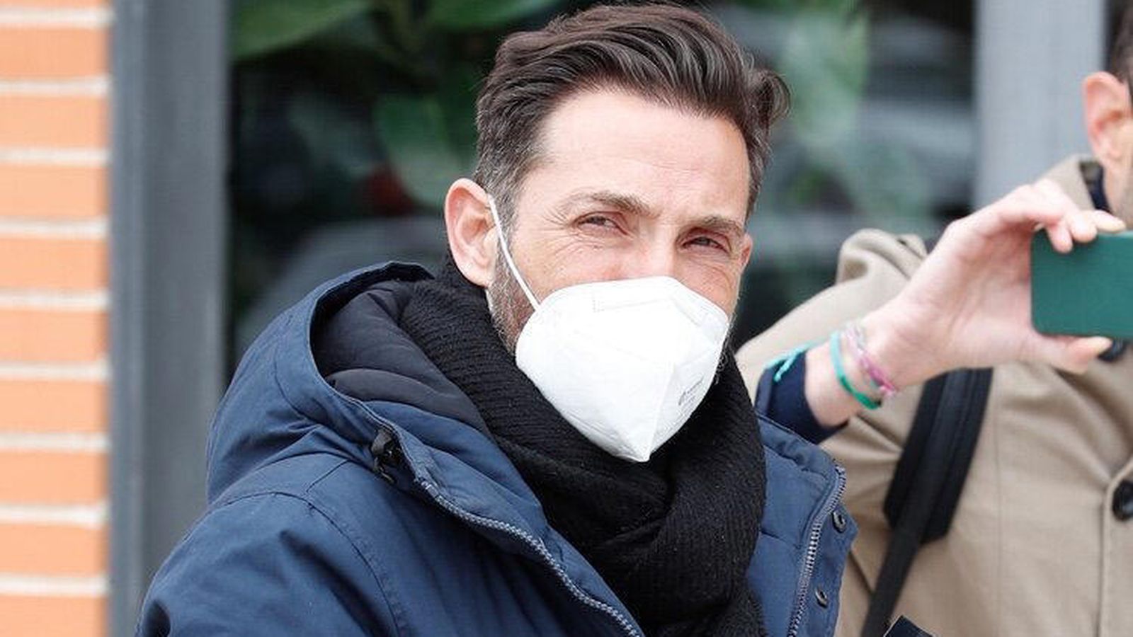 Antonio David, a las puertas de Telecinco este miércoles.