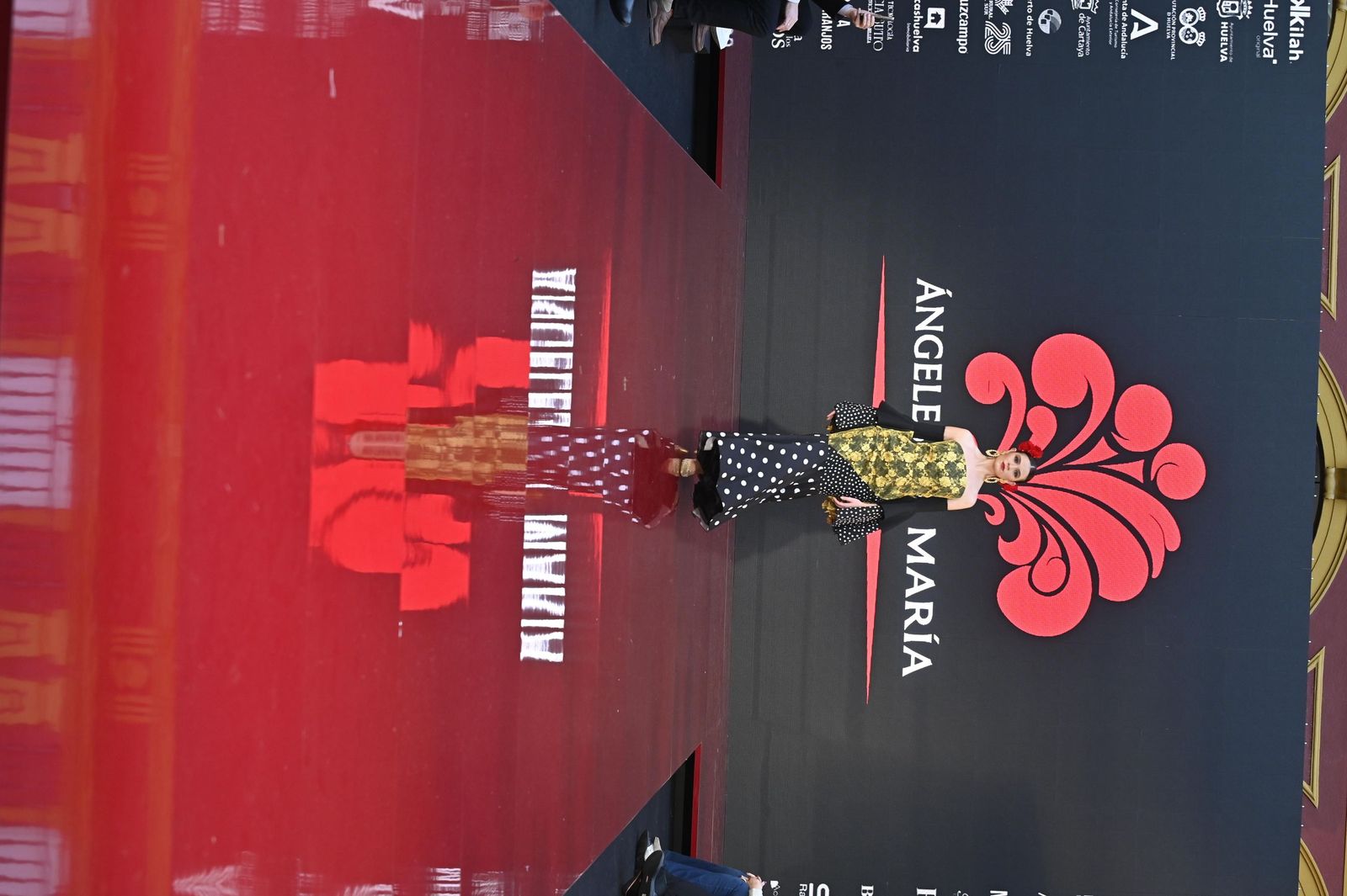 Huelva Flamenca 2026: Desfile de Ángeles de María