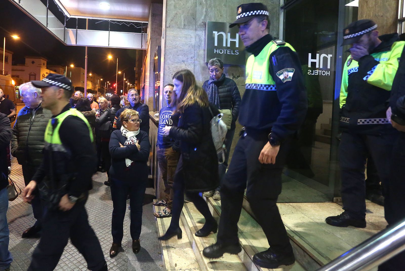 Incendio en el Hotel NH Luz en imágenes