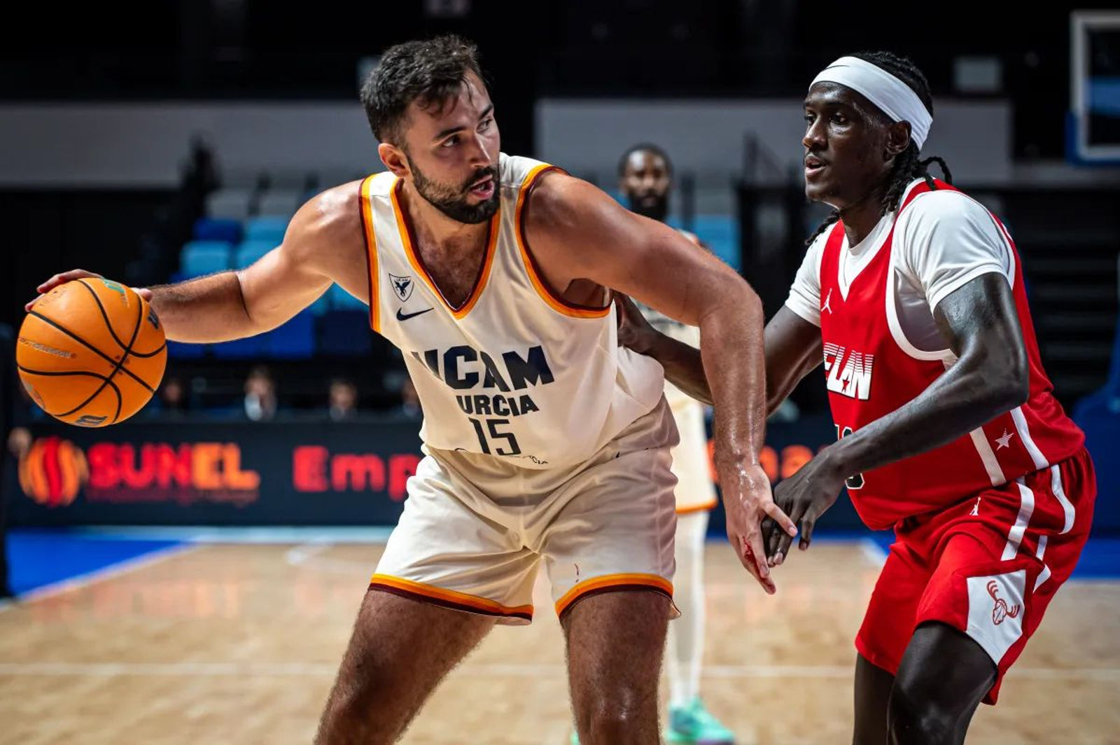 El UCAM Murcia no será rival del Unicaja en la BCL