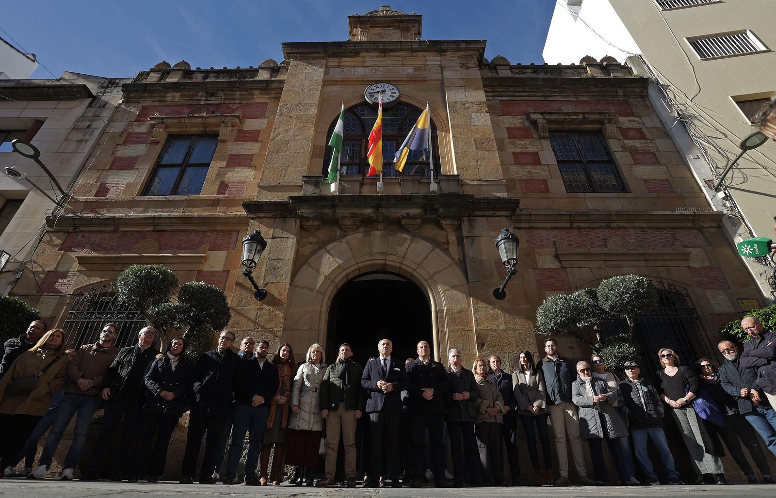 La consternación en Algeciras por la tragedia ferroviaria de Adamuz, en imágenes