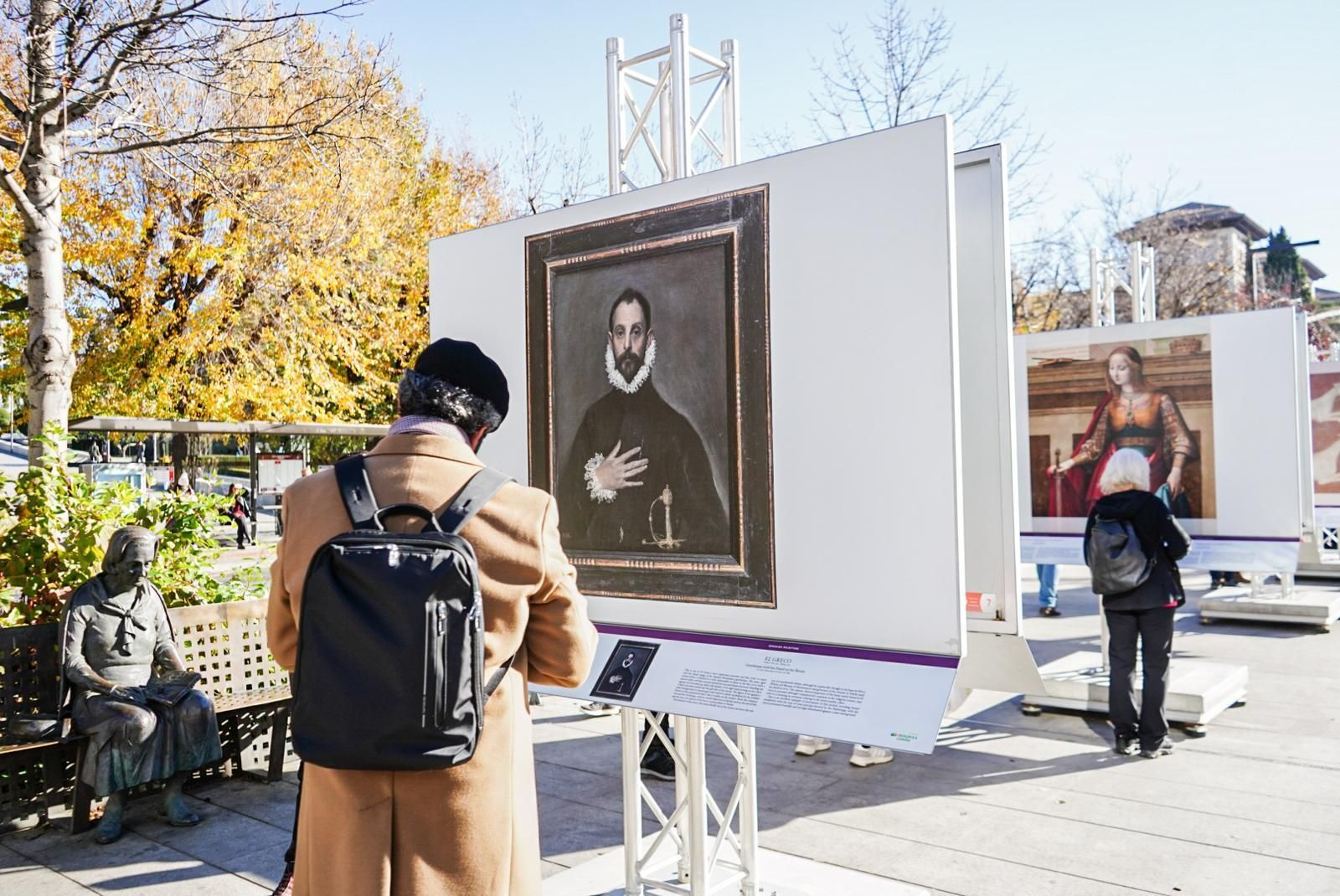 La belleza del Prado en las calles de Granada: la exposición que reproduce los cuadros más importantes del museo nacional-