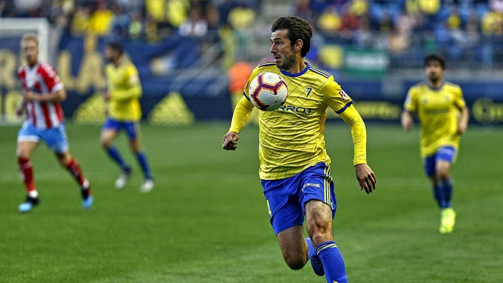 Imágenes del partido de fútbol Cádiz CF - CD Lugo