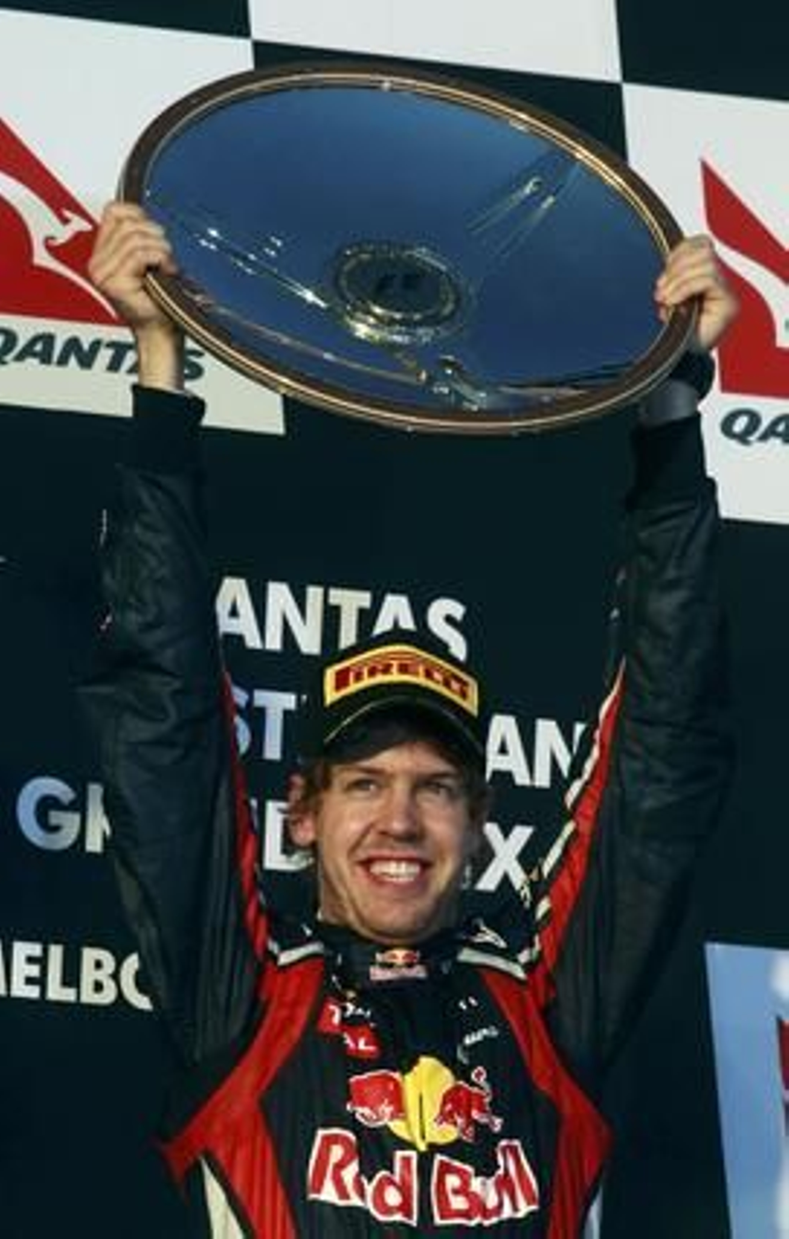 Vettel consigue su primera victoria en el Mundial de Fórmula 1.

Foto: EFE/ Reuters