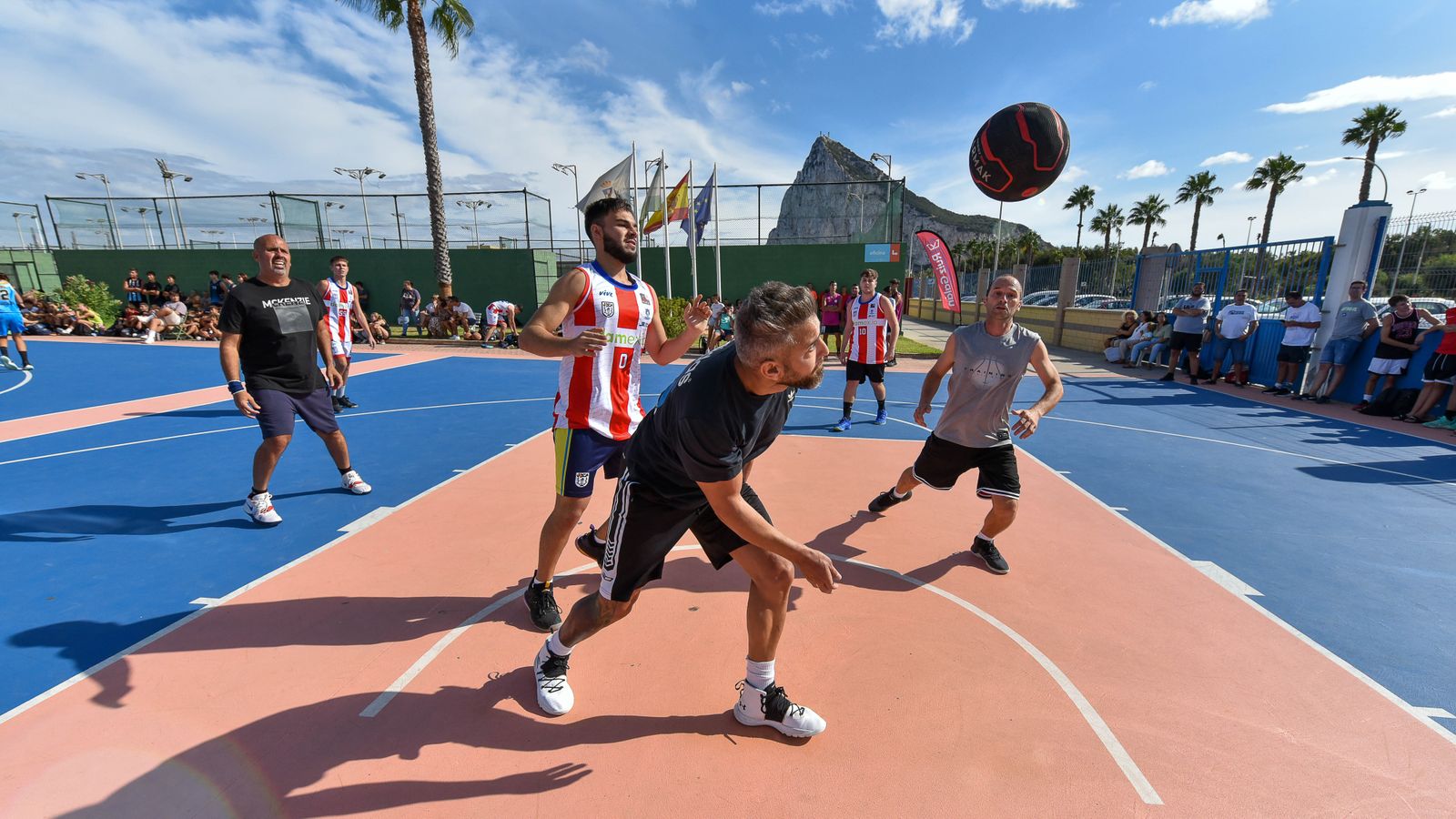 Las fotos del III torneo de baloncesto 3x3 de La Línea
