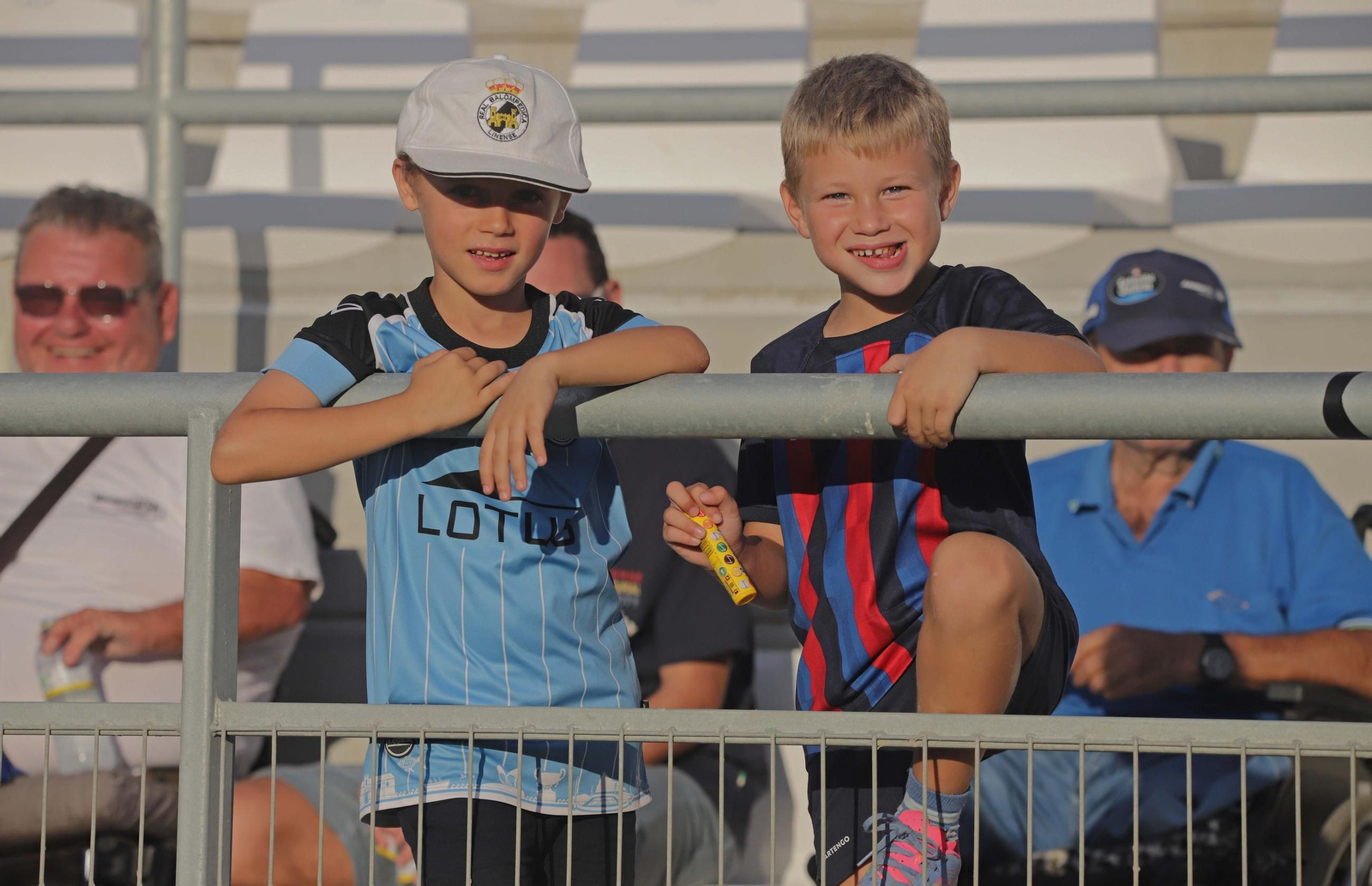 Búscate en el Ciudad de La Línea durante el Balona - Castilleja de Tercera Federación