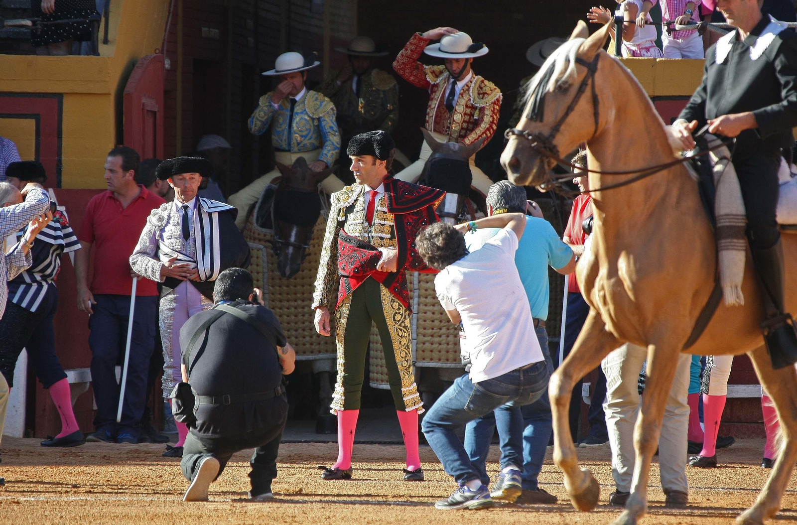Las imágenes de la reaparición de José Tomás en Algeciras