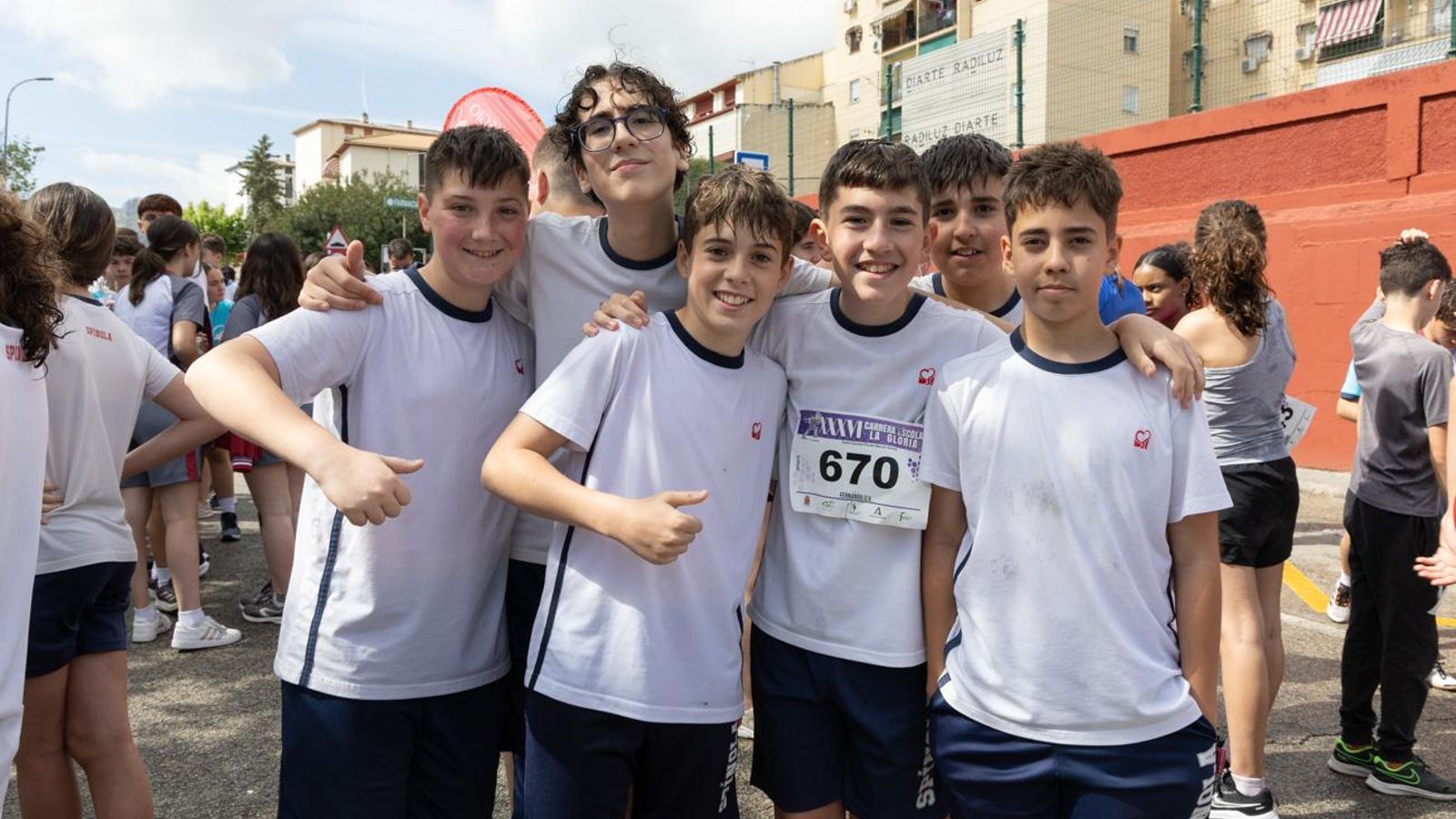 La carrera escolar de “La Gloria” que aúna inclusión y solidaridad, en imágenes