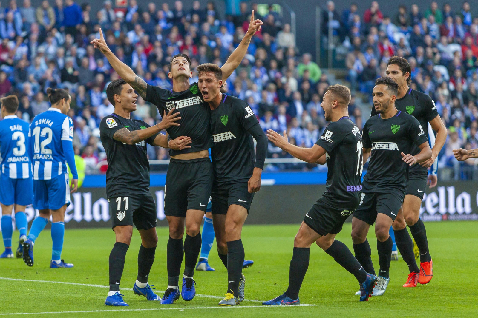 Luis Hernández, celebrando su gol en Riazor.