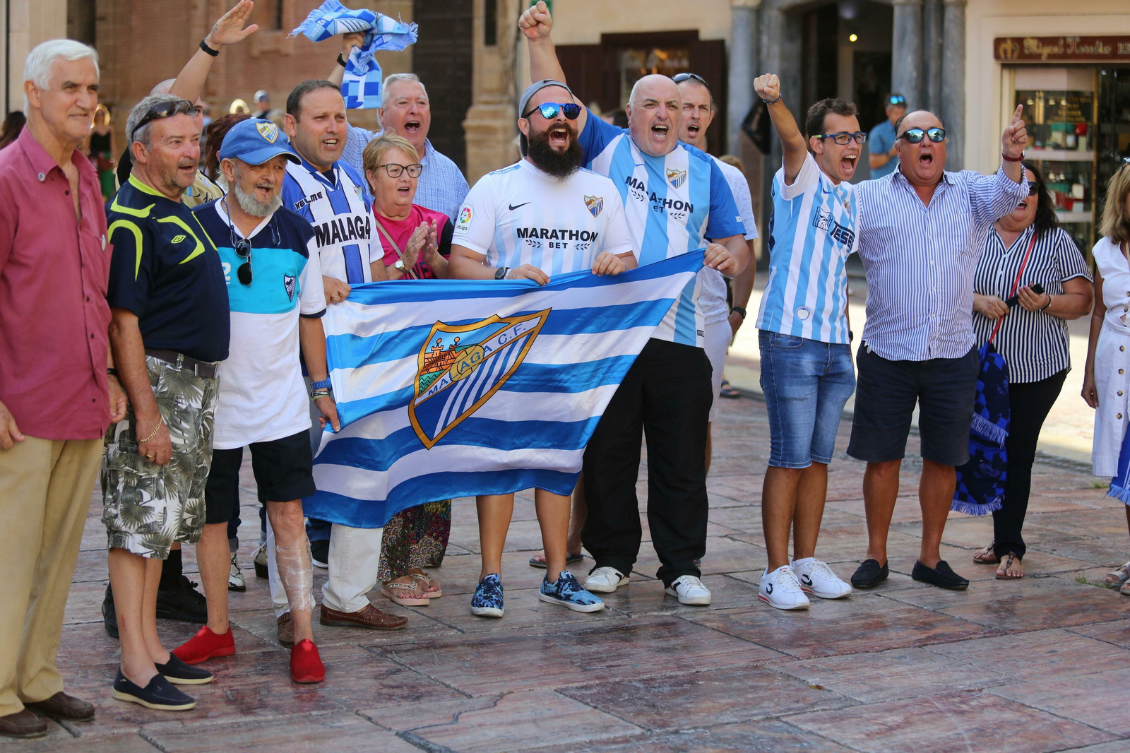 Protesta contra Al-Thani